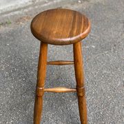 Tabouret haut de bar scandinave vintage en chêne 1960 de 65cm
