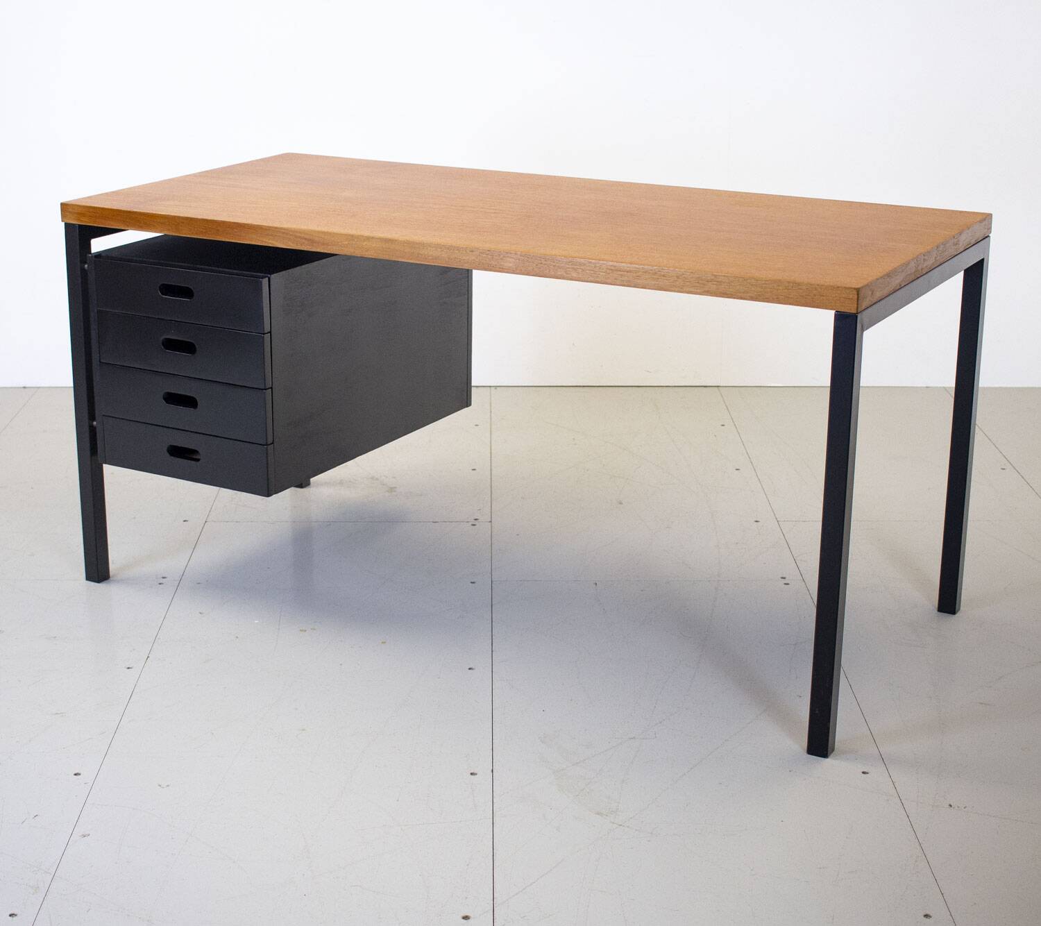 Bureau hollandais en teck et acier noir des années 1960