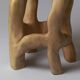 Tabouret sculpté unique à partir d'une seule pièce de bois