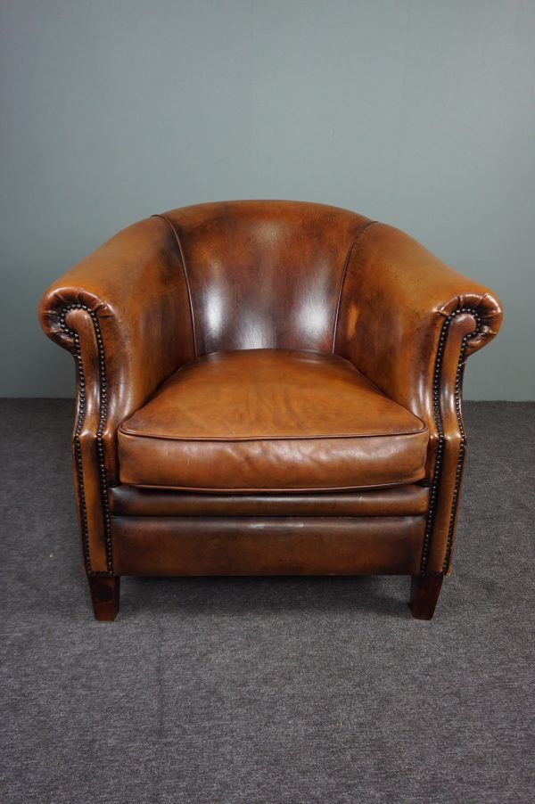 Club armchair in sheepskin