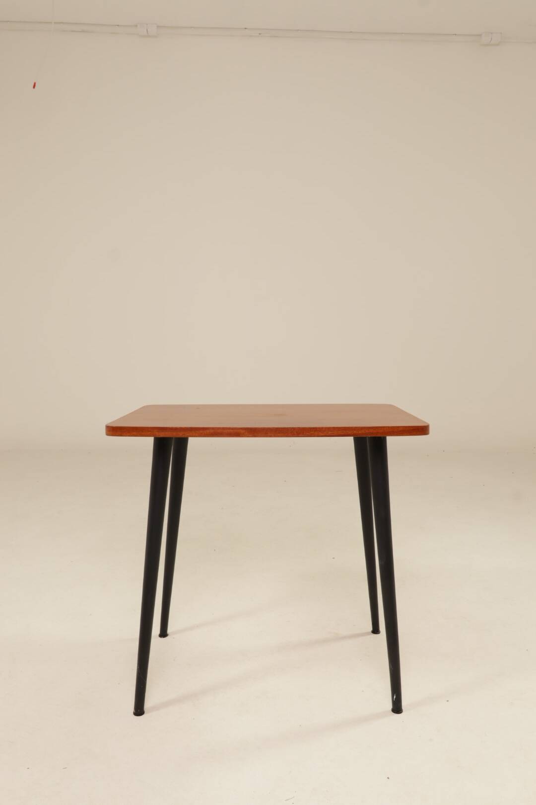 Vintage coffee table modern design 1970 mahogny