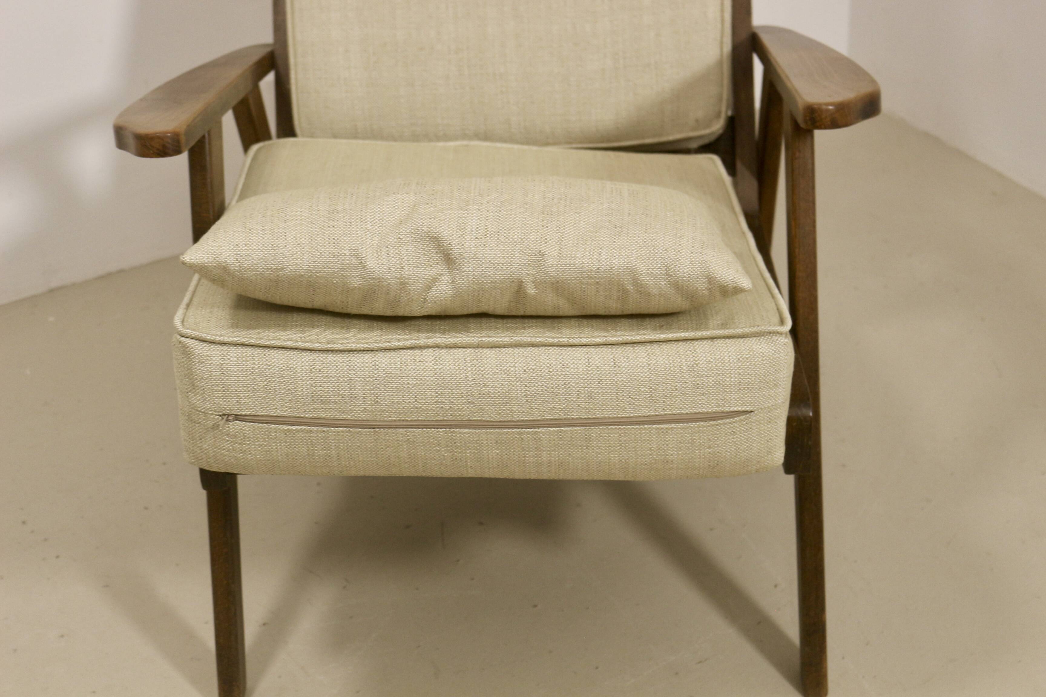 Fauteuil période reconstruction 1950