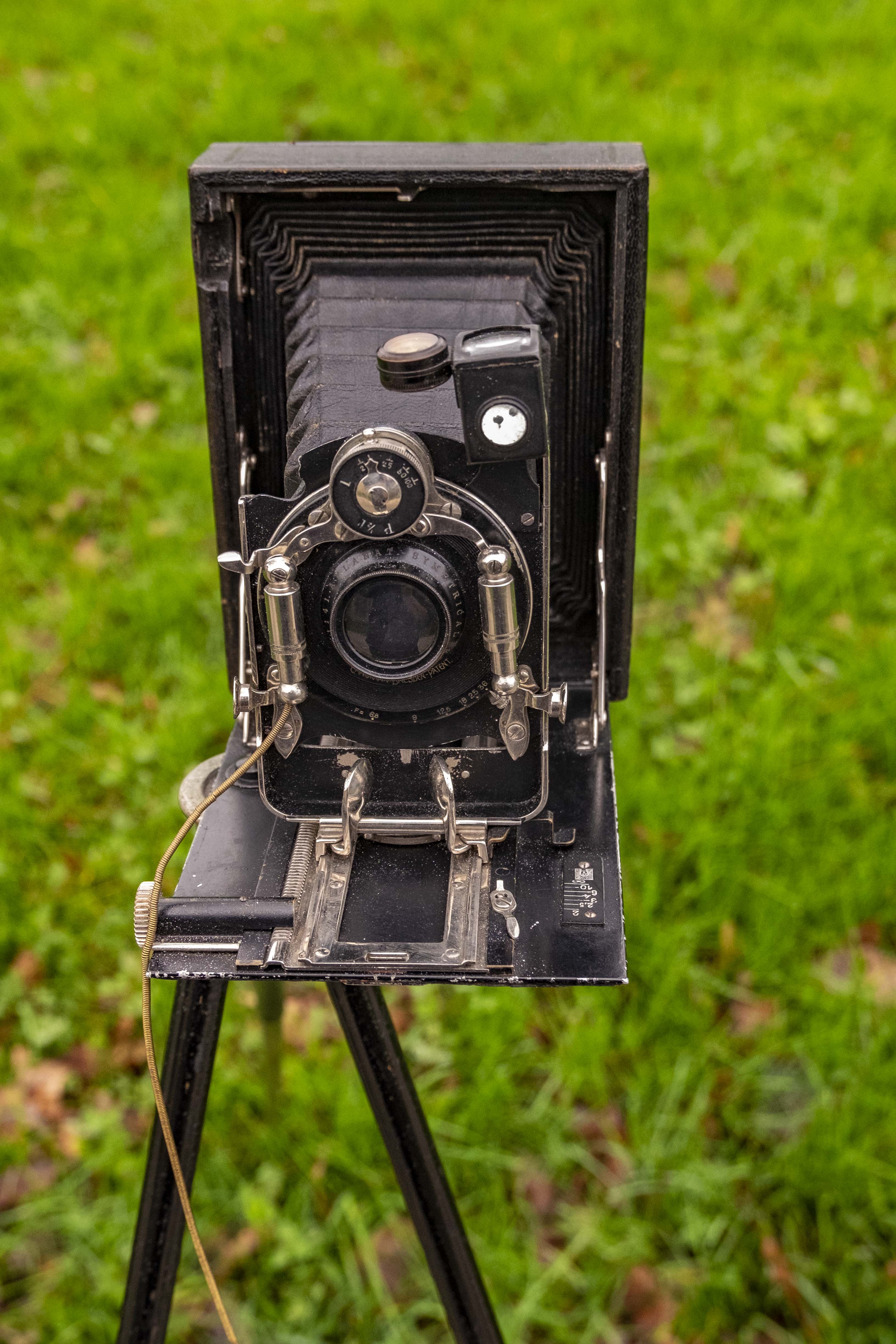 Vintage stand camera