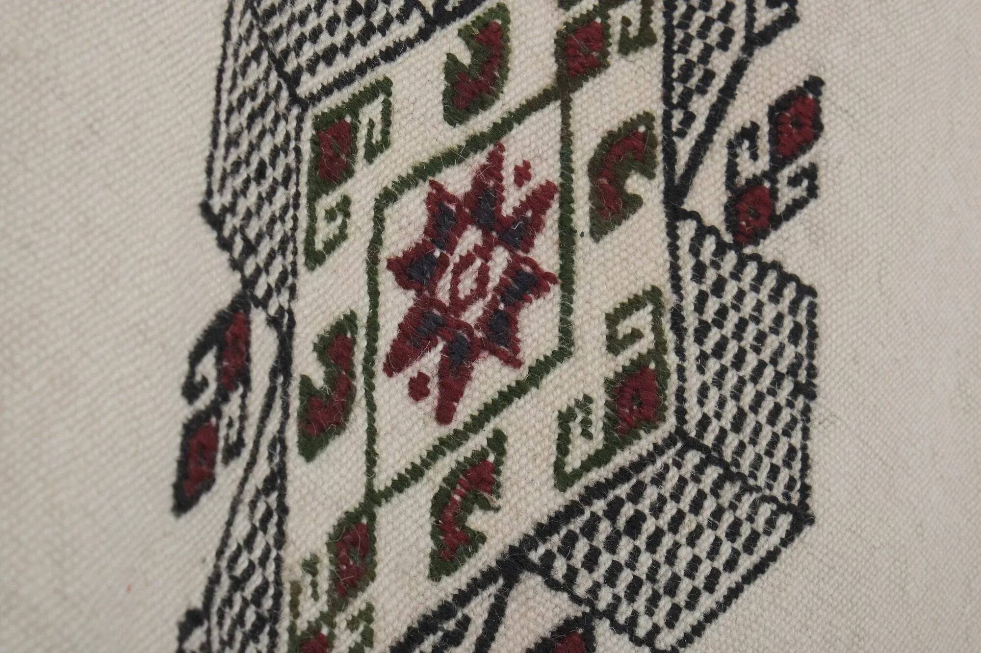 Vintage Turkish kilim, handwoven, 94x215 cm.