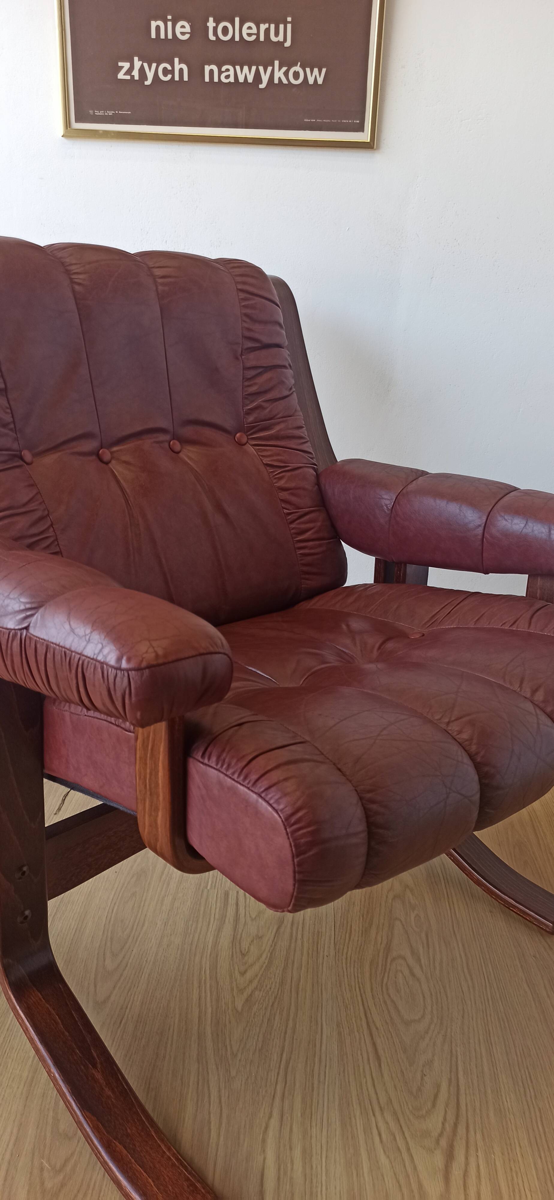Scandinavian Mid-Century Modern Leather Easy Chair by Ekornes 1970s.