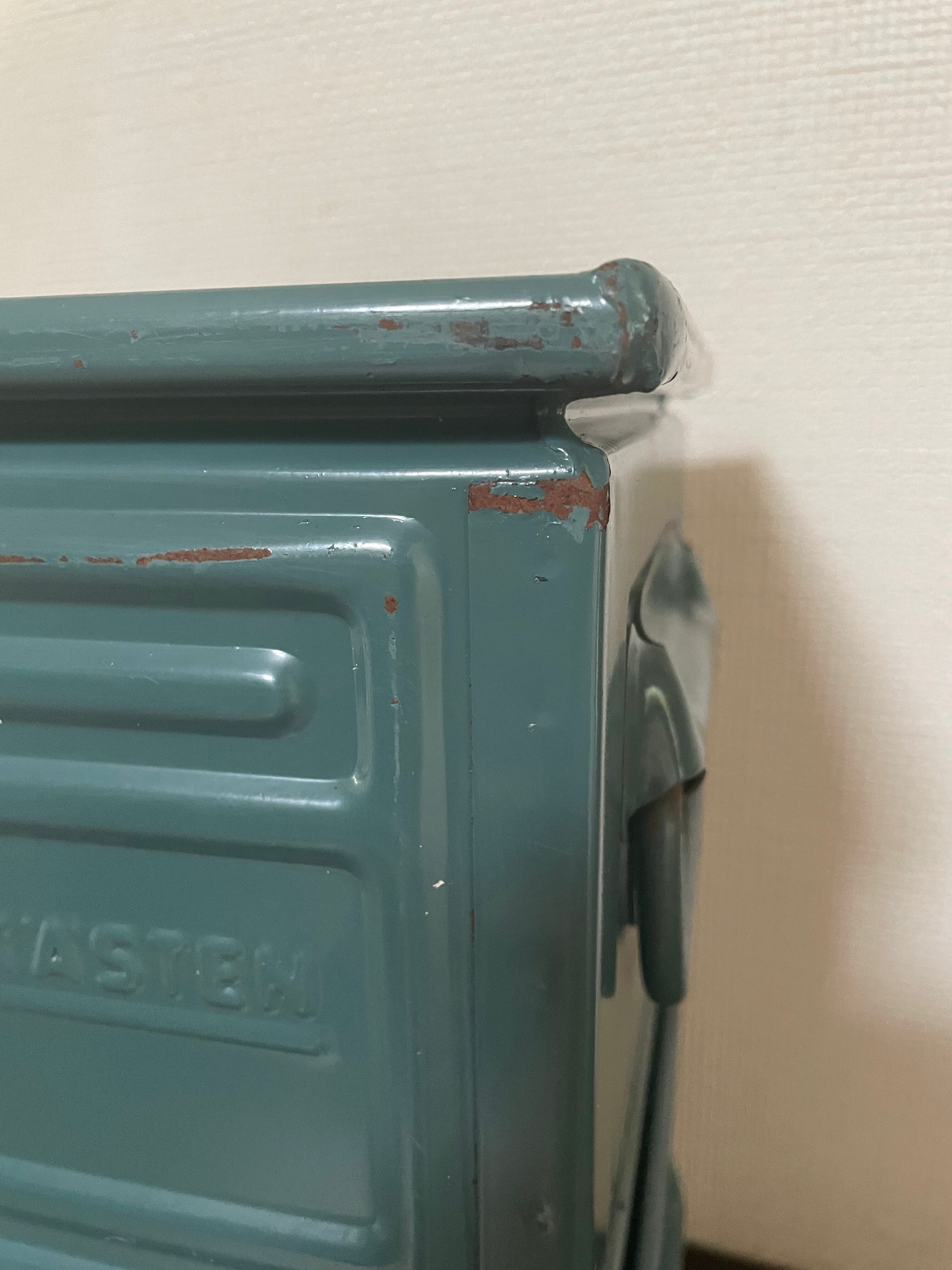 Schäfer metal claw lockers