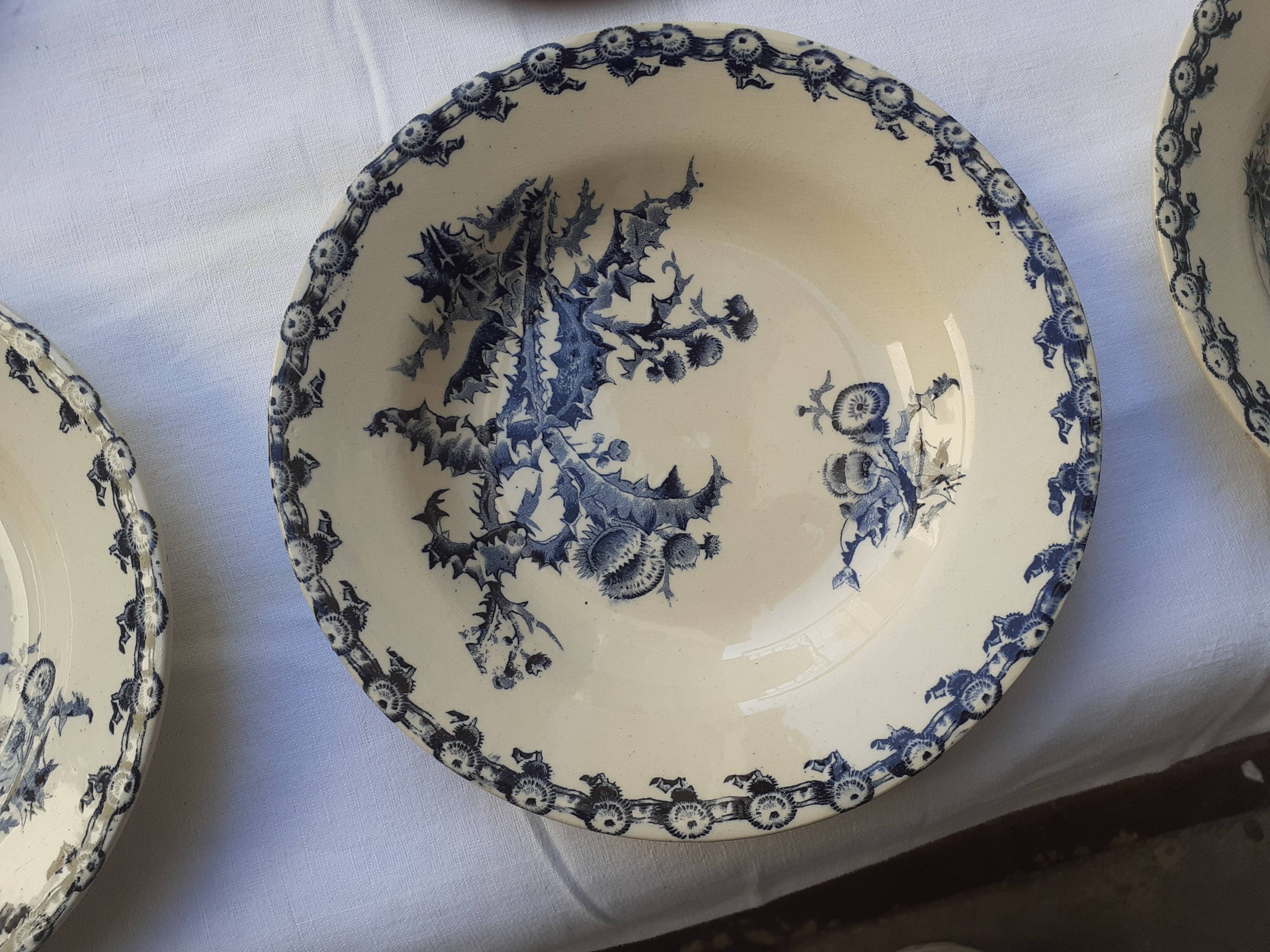 Set de 6 assiettes creuses Gien modèle chardon