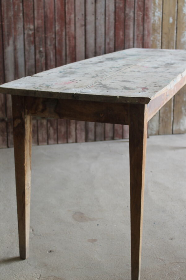 Veille table d'ecole