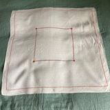 Nappe à thé brodée vintage