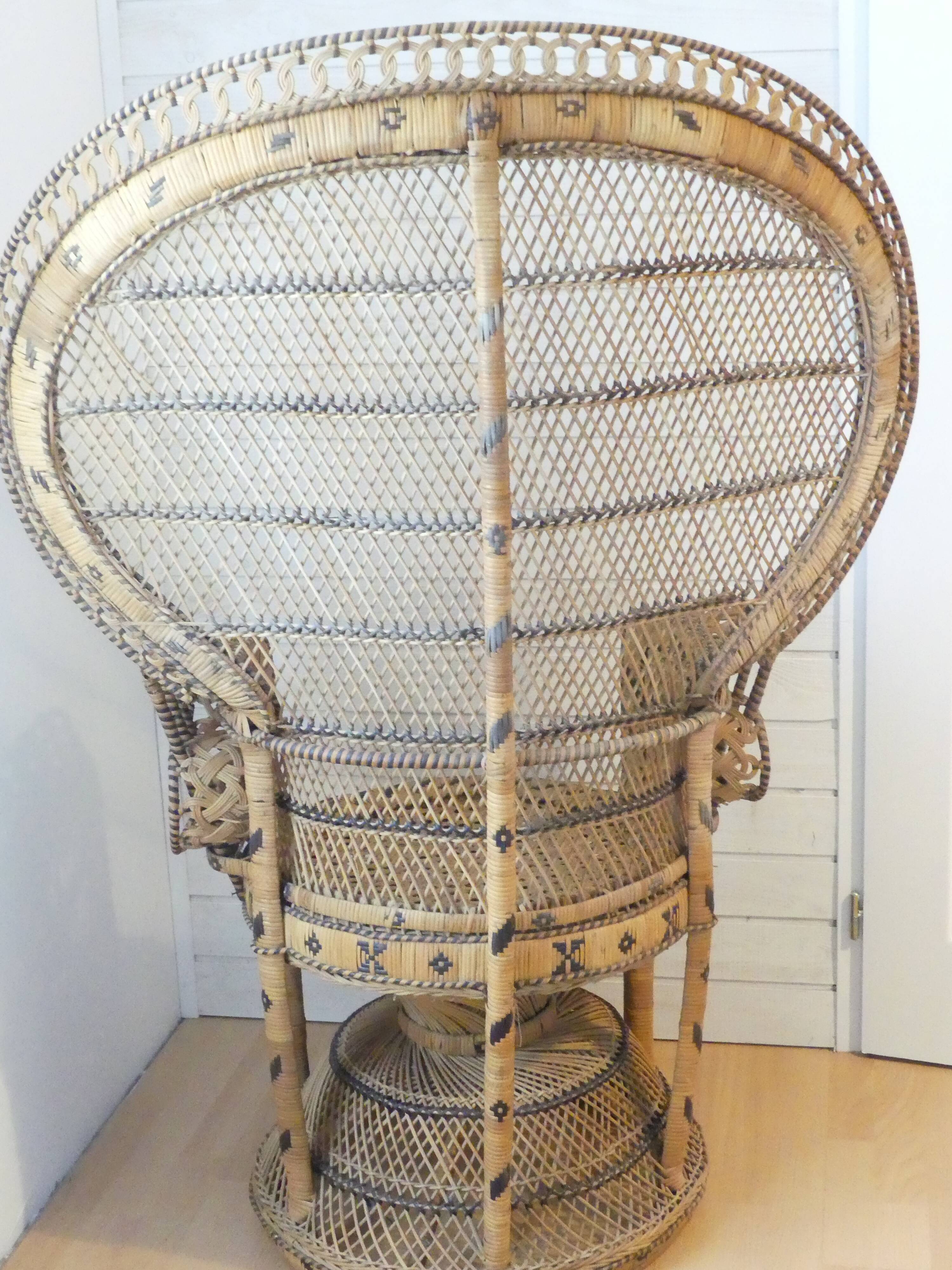 Emmanuelle peacock chair 70s