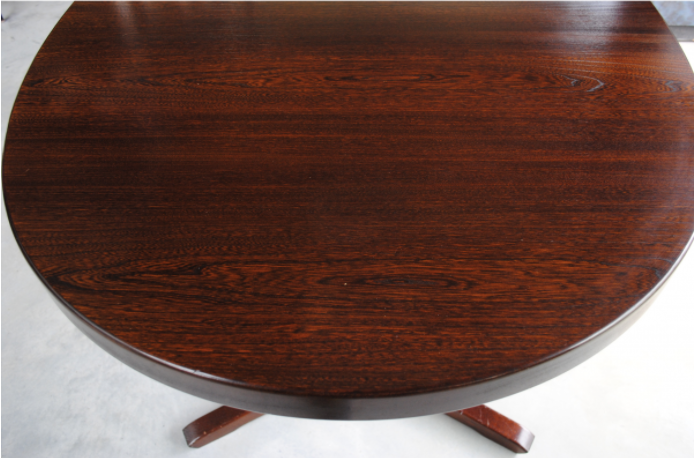 Table ovale Baumann