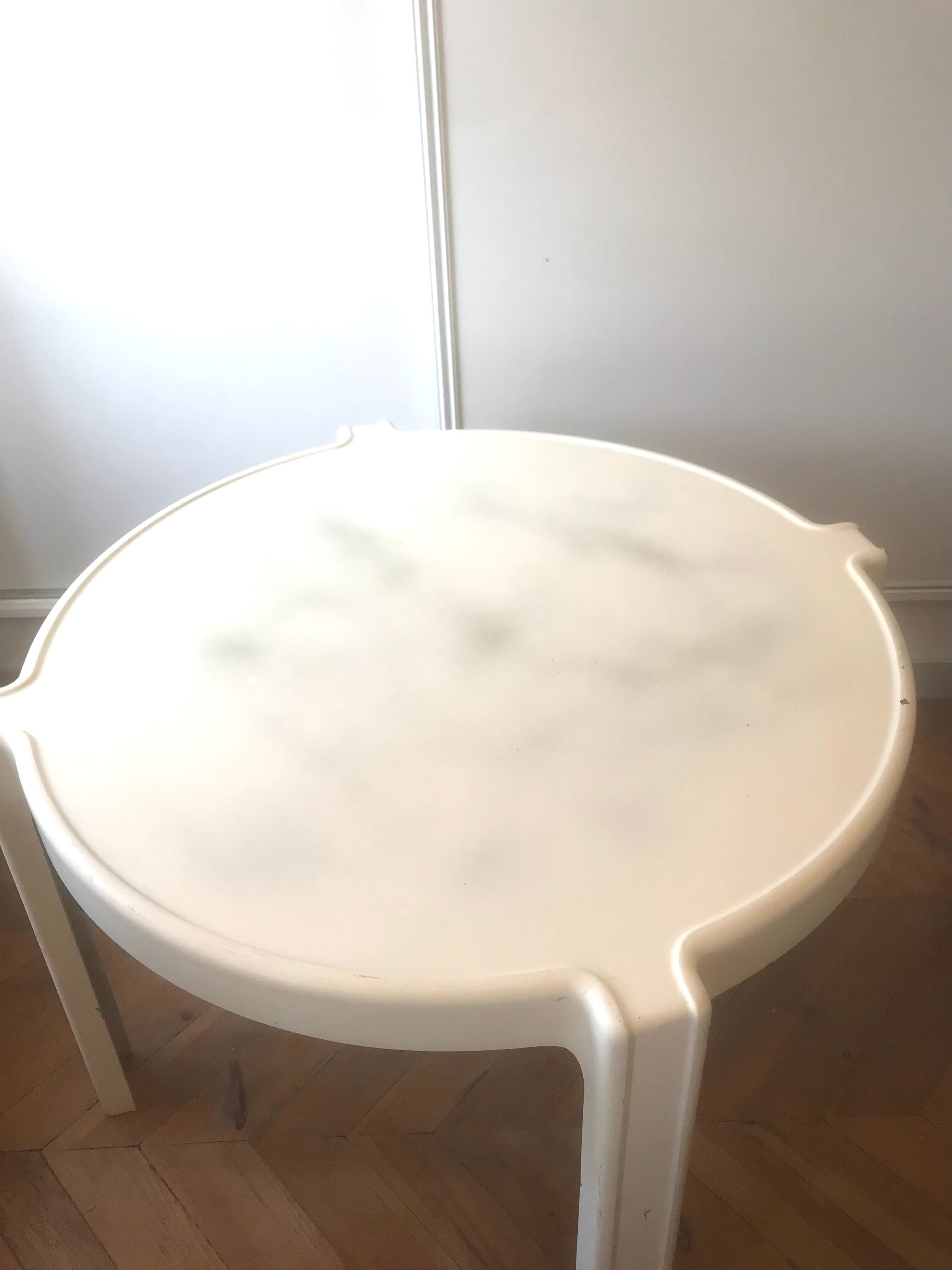 Table Marc Berthier round Space age 1970