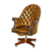 Fauteuil Chesterfield directeur ou capitaine Art Déco en cuir restauré