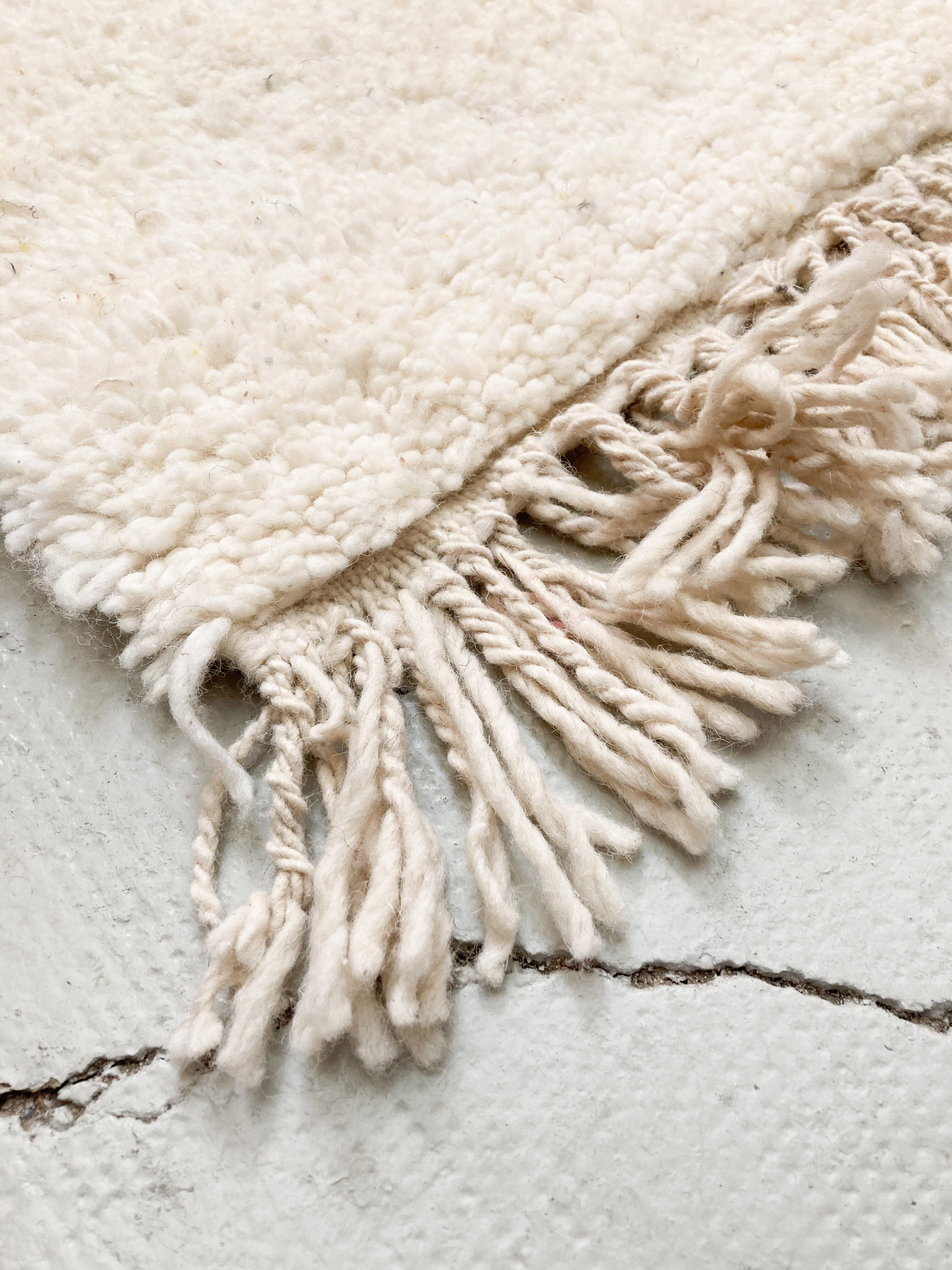 Moroccan Berber carpet beni ouarain ecru with colorful patterns 143x110cm