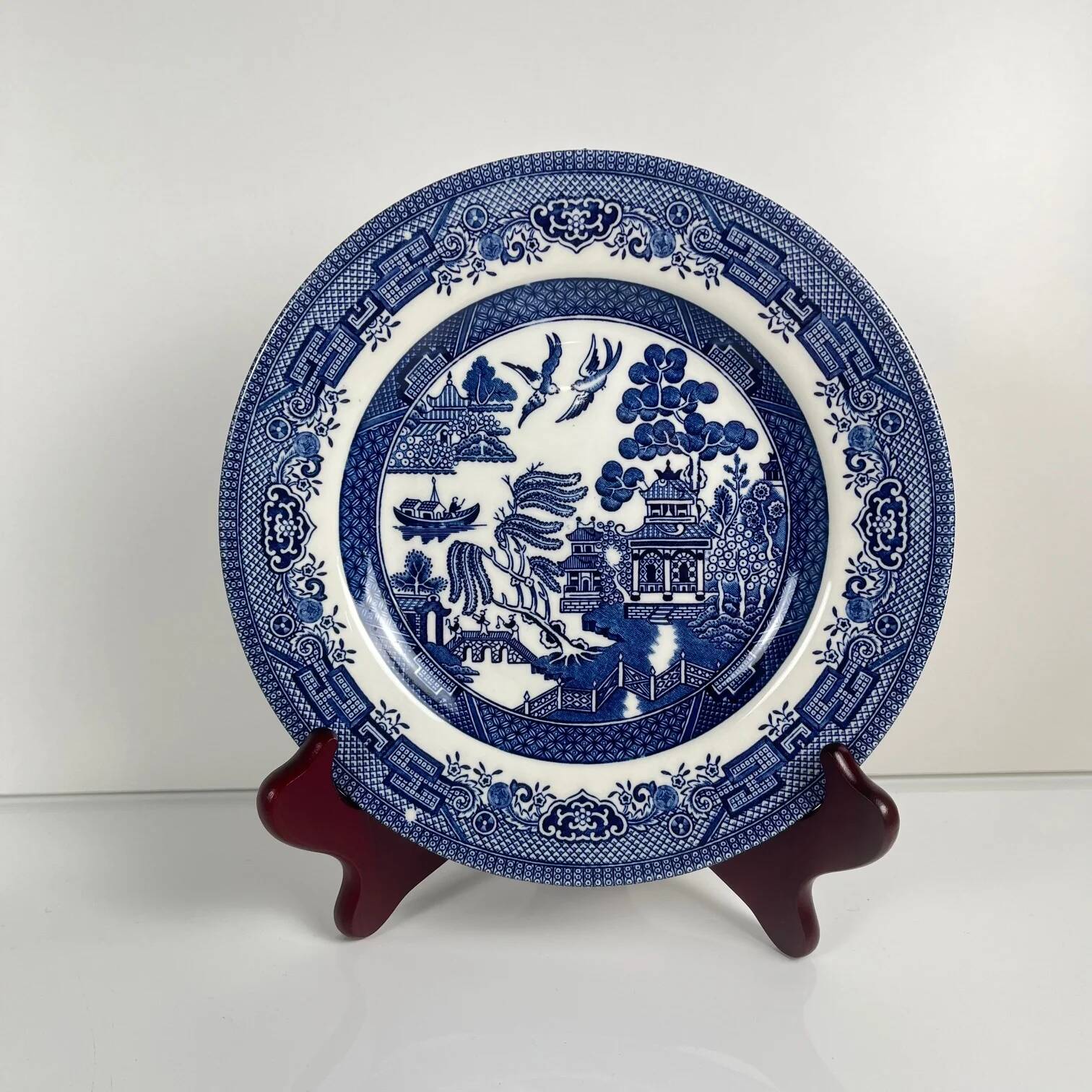 Set of 10 dessert plates, Asian pattern, Churchill, England 1970.