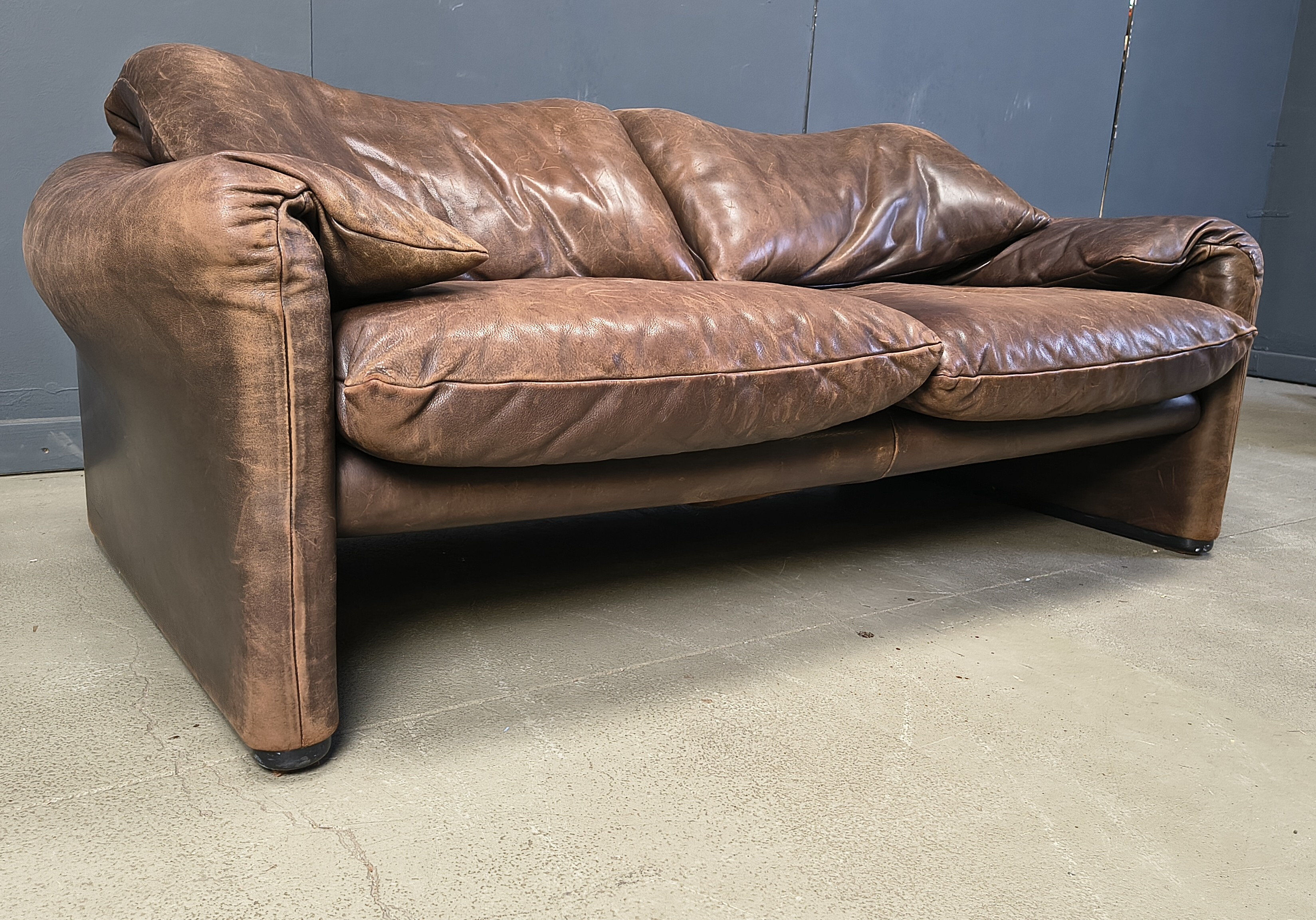 Leather Maralunga sofa by Vico Magistretti for Cassina, 1970s