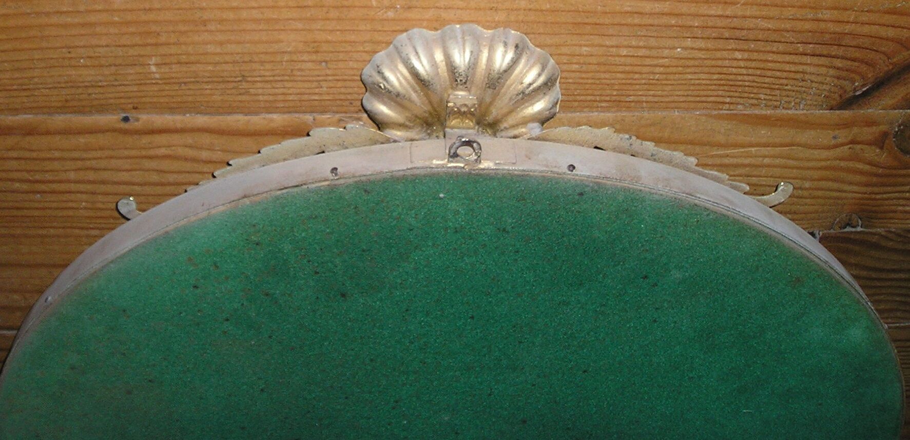 Golden bronze mirror with 55 cm shell