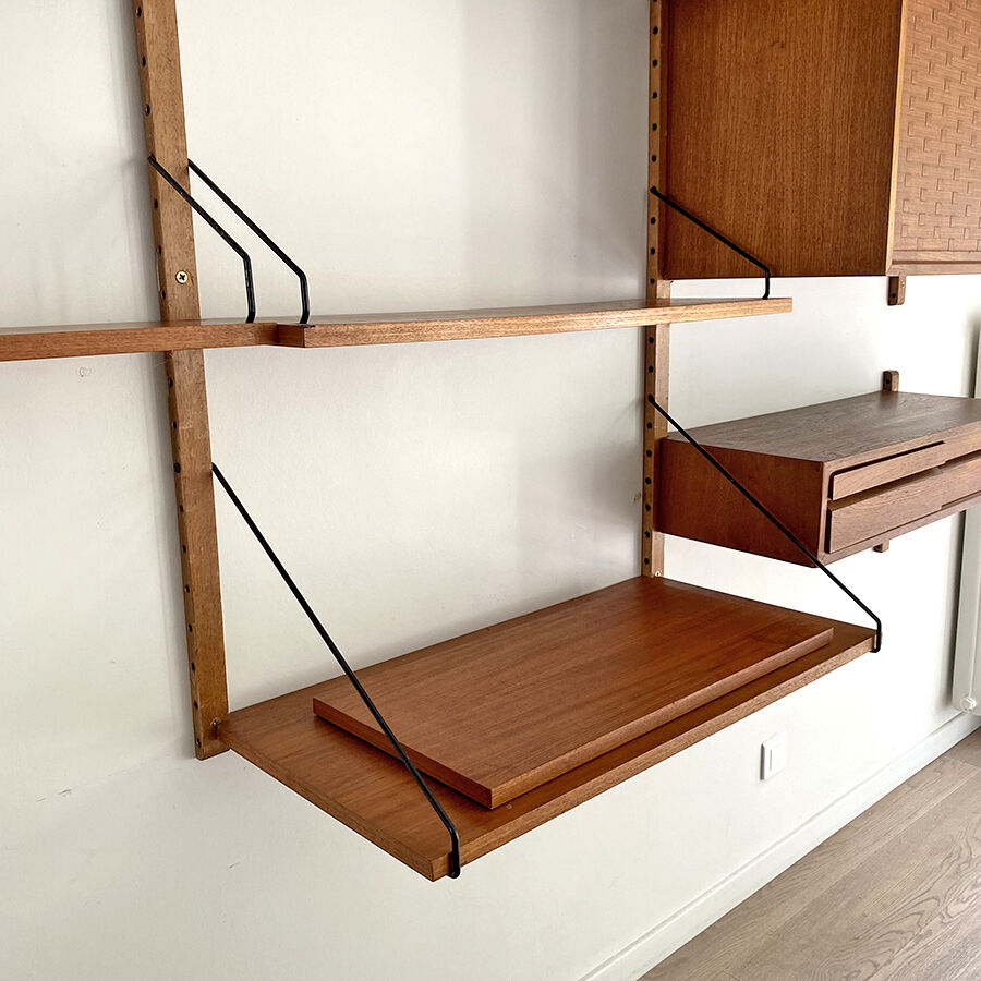 Modular shelf design Poul Cadovius 1960