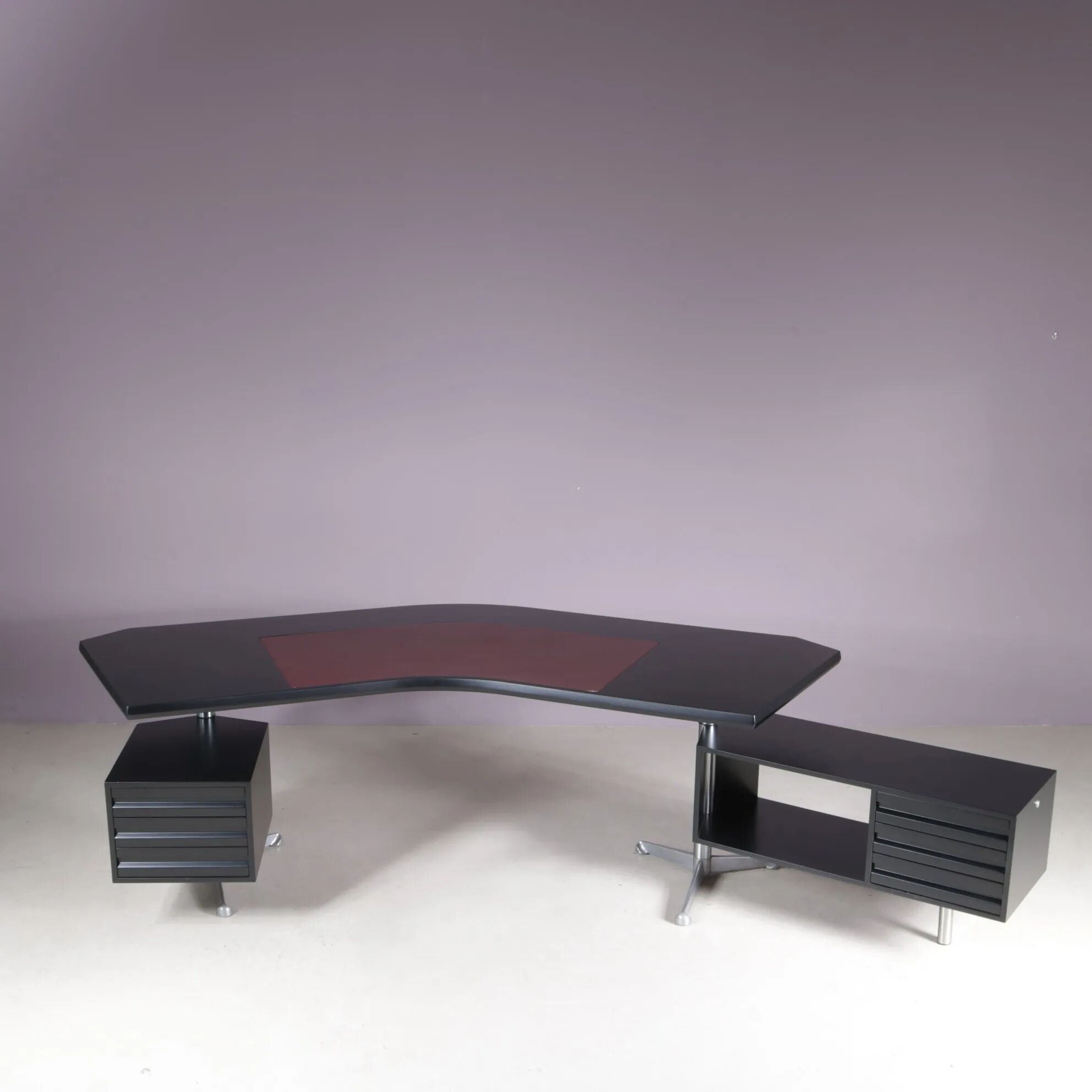 1950s Osvaldo Borsani desk for Tecno Milano, Italy