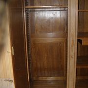 Solid oak cabinet from the 60s 2 doors with locks and keys
