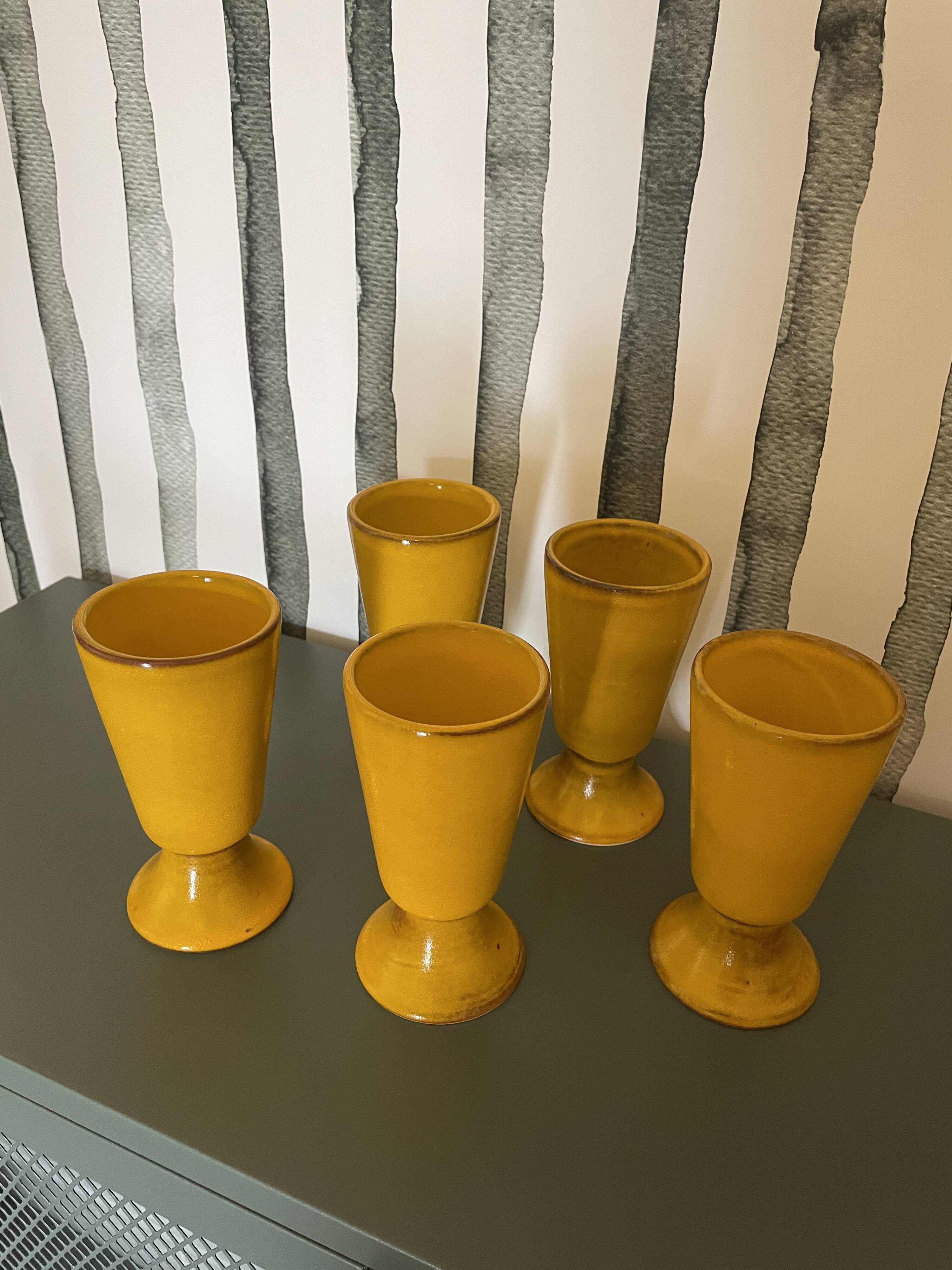 Yellow mazagrans from the 1970s