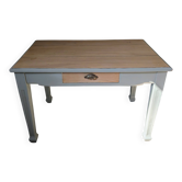 Bureau ancien rénové en bois et vert grisé