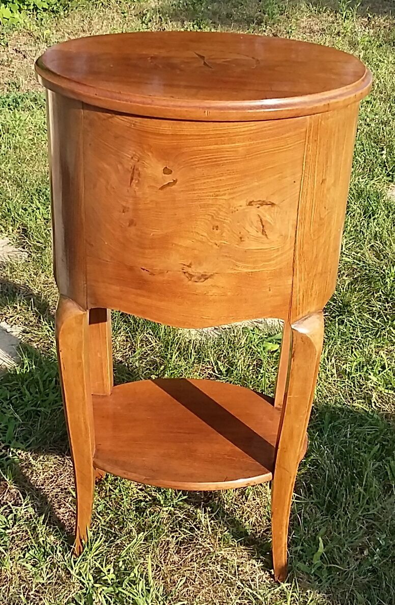 Ancienne table de chevet style Louis Philippe époque XXème marqueté