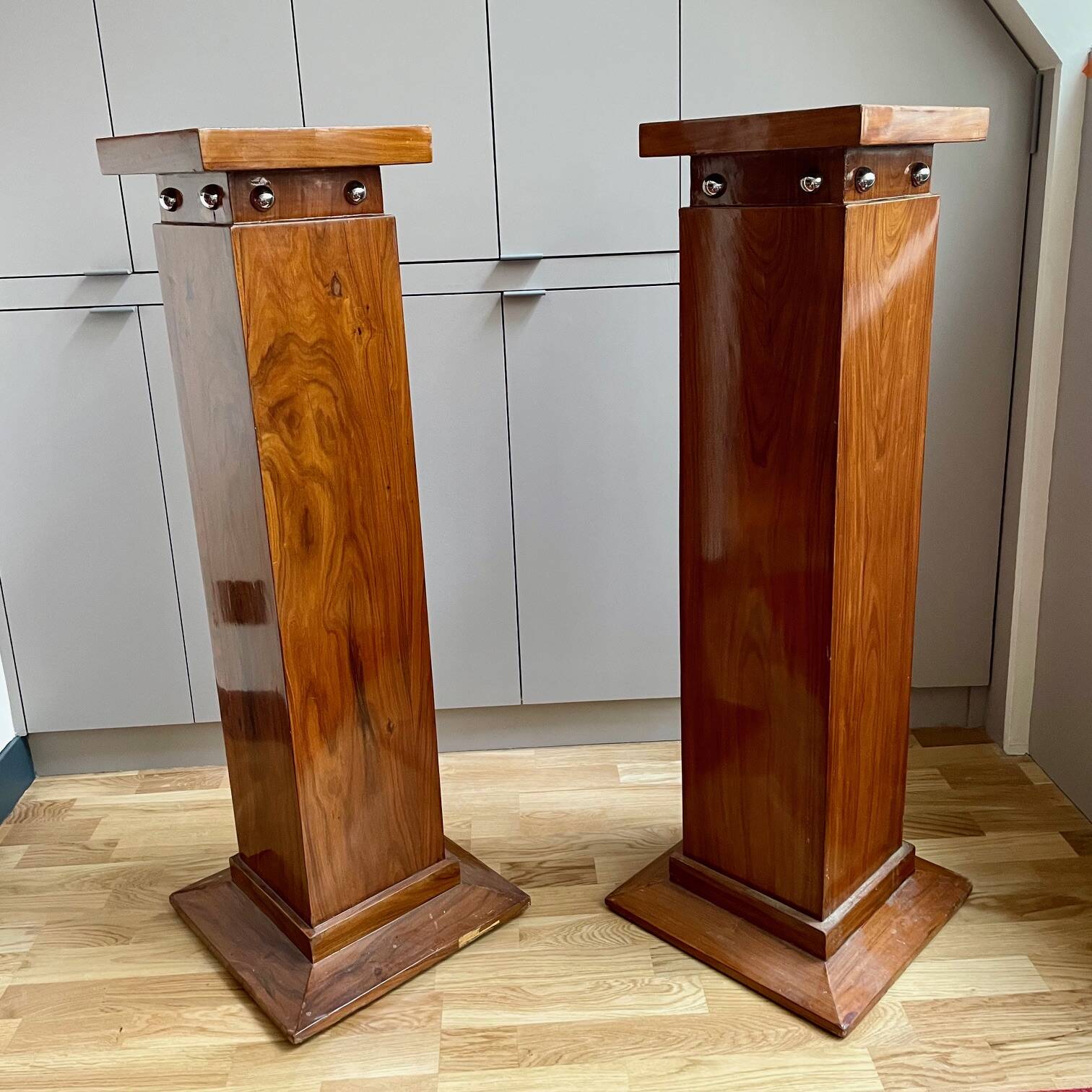 Paire de colonnes / sellettes Art Déco en palissandre  et chrome