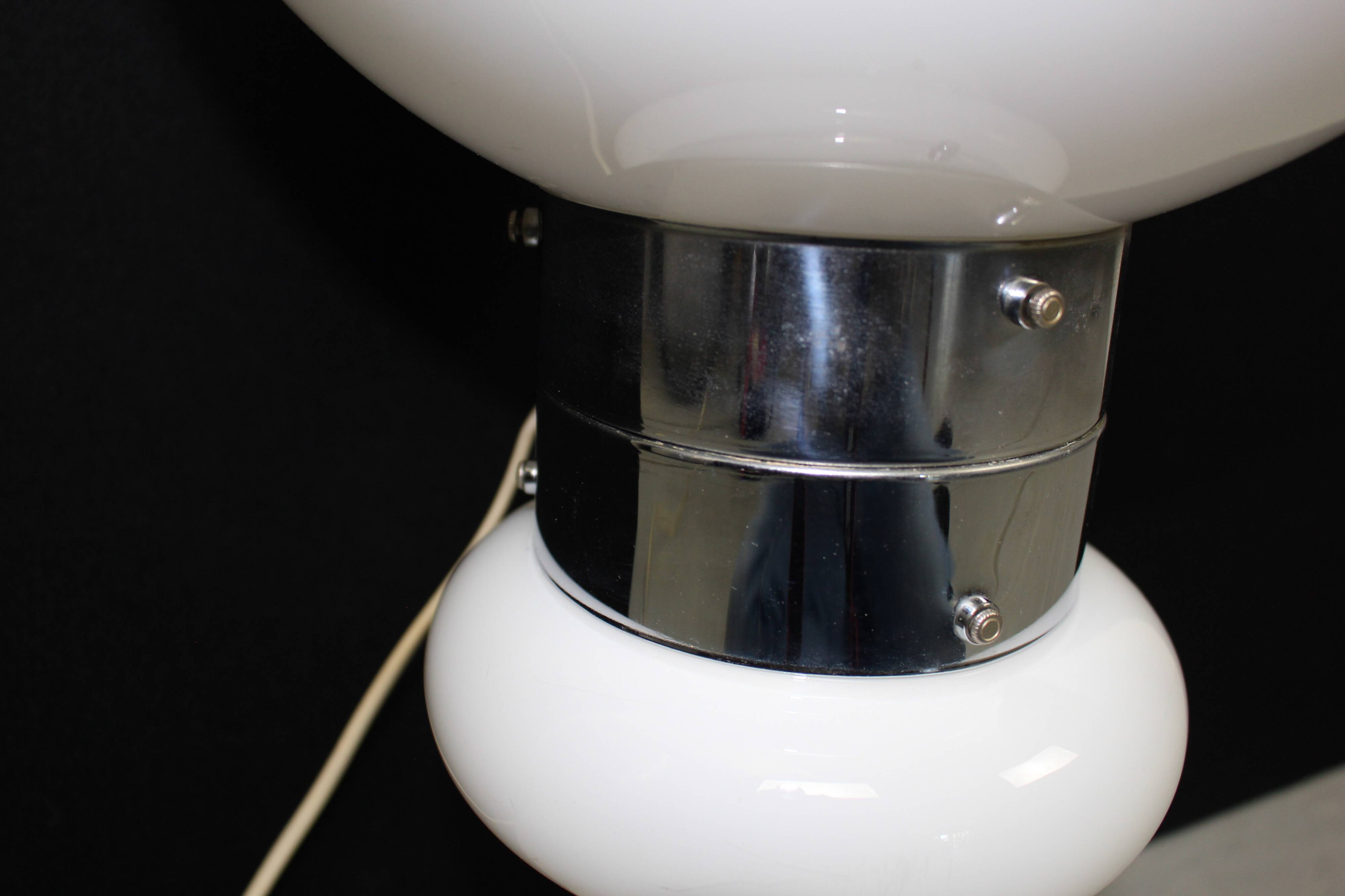 Lampadaire Mid-Century Carlo Nason « Birillo » pour AV Mazzega, Italie 1960