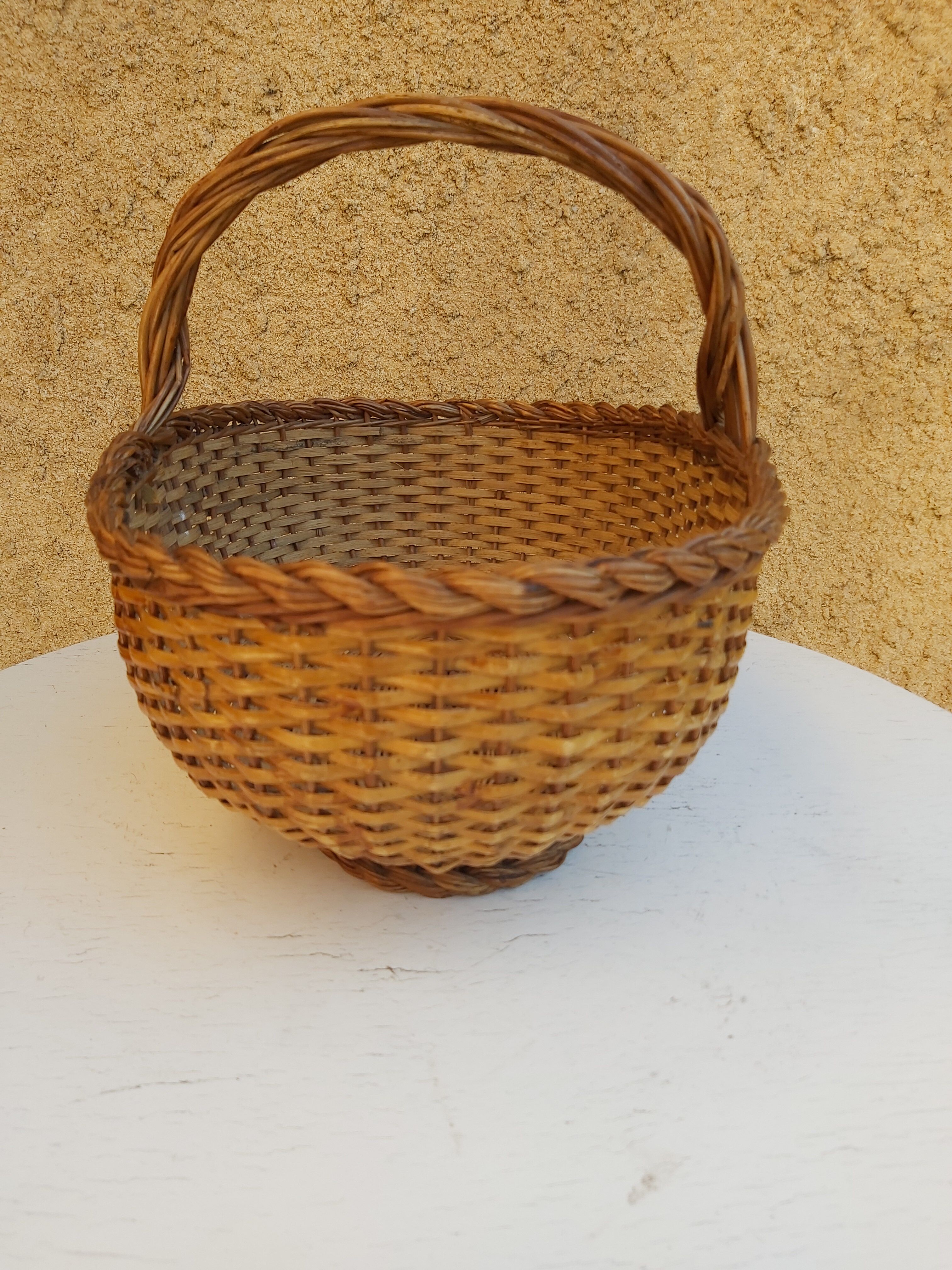 Wicker basket