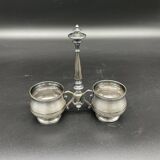Saleron double, métal argenté, socle rond, prise, décor gravé, décoration de table, chic, poinçon