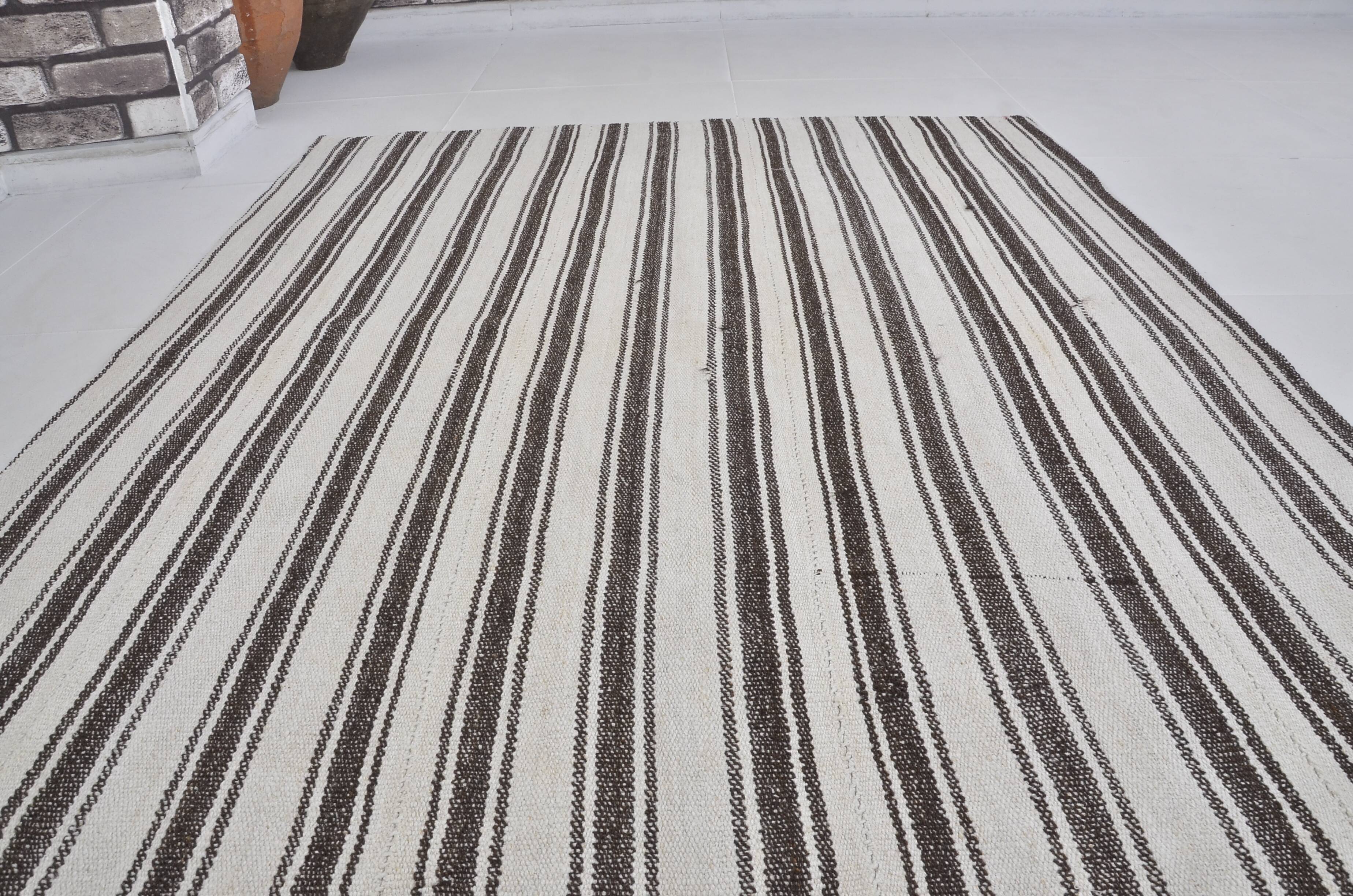 Neutral Oushak Vintage Kilim SKU 3813
