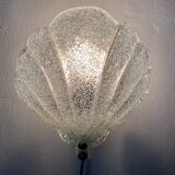 Wall light shell in glass and brass, 1970s-80s.