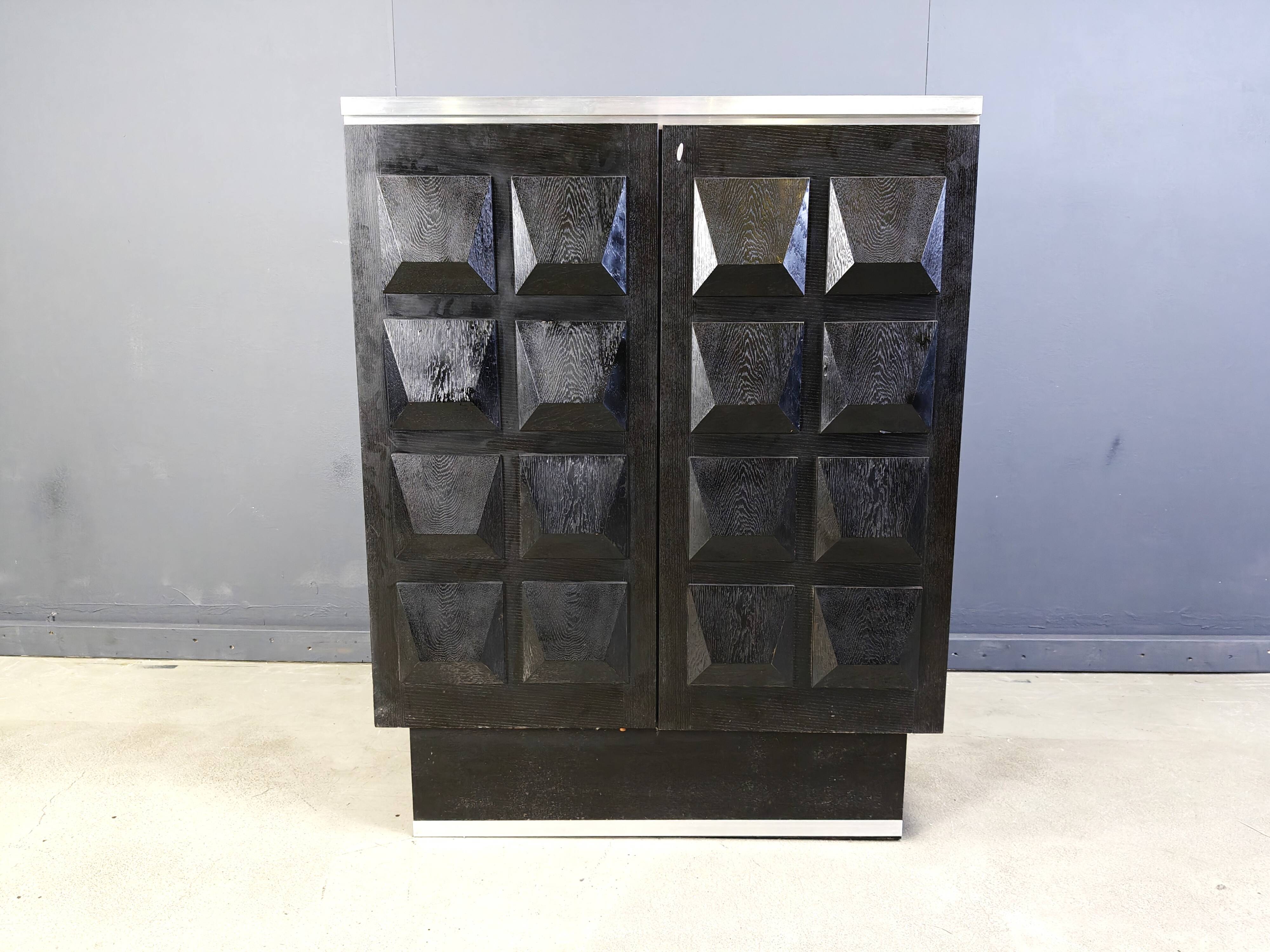 Meuble bar brutaliste en bois noir, années 1970