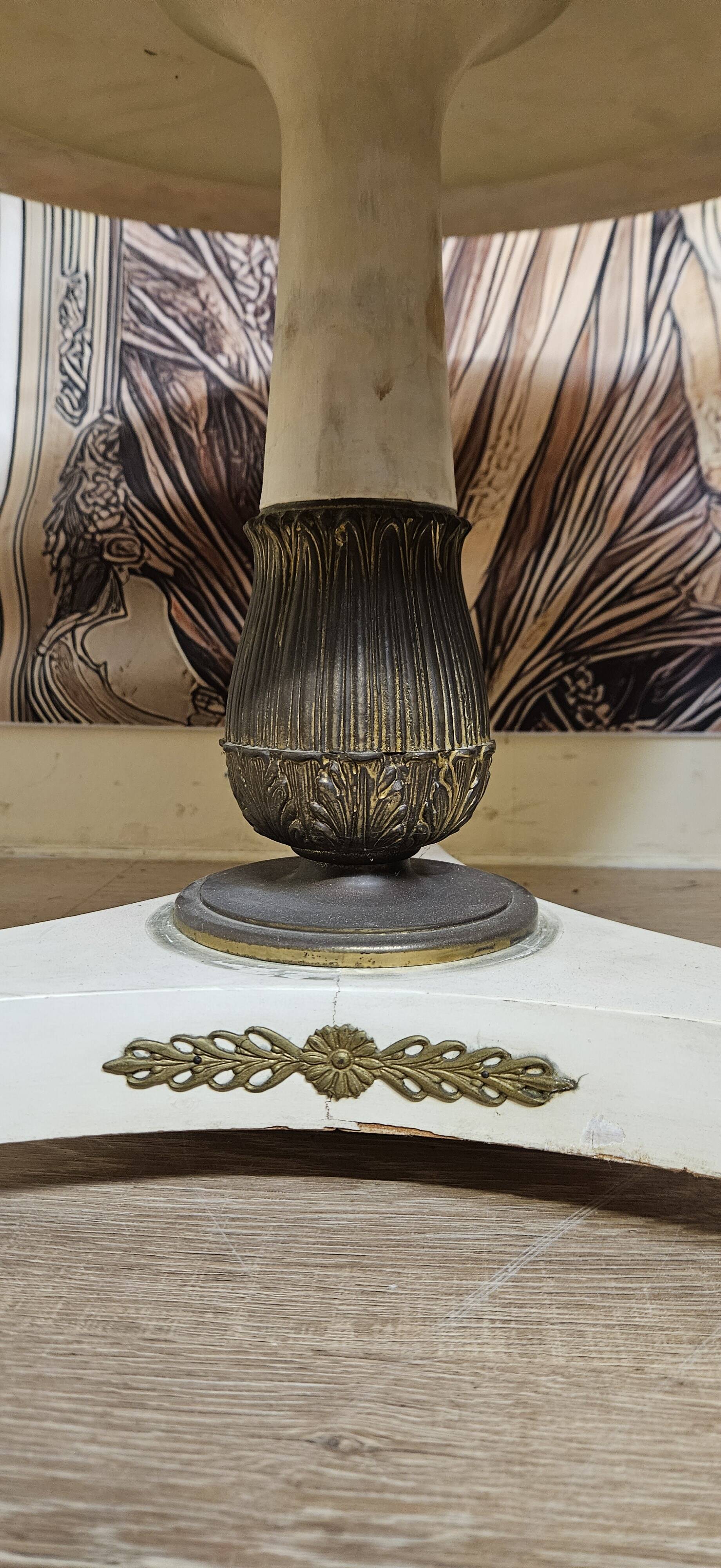 Lacquered wooden side table, marble and bronze – Empire style, 20th century