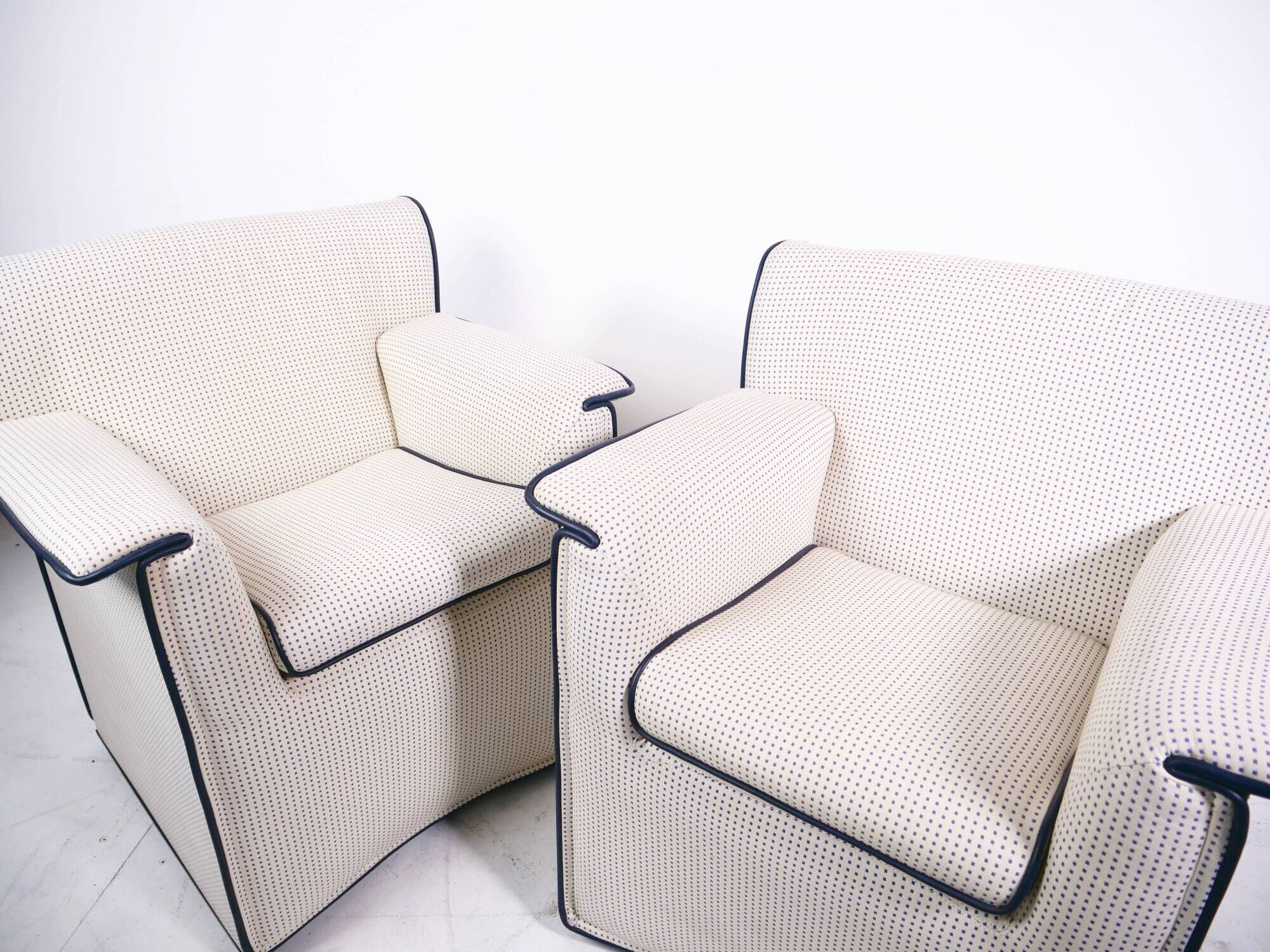 pair of armchairs Laurianetta by Afra and Tobia Scarpa for B&B Italia