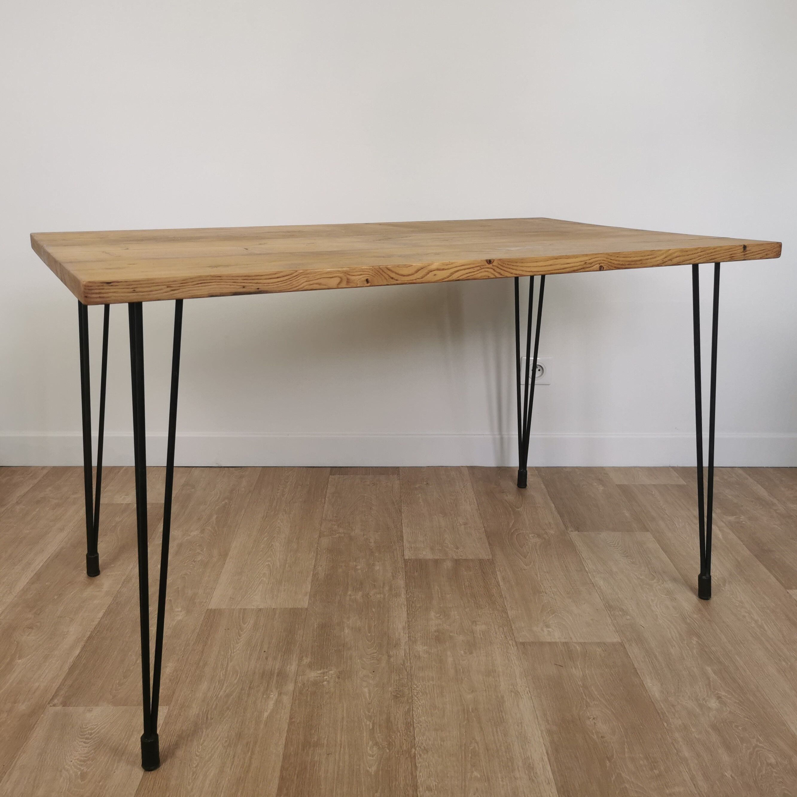 Oak table metal legs