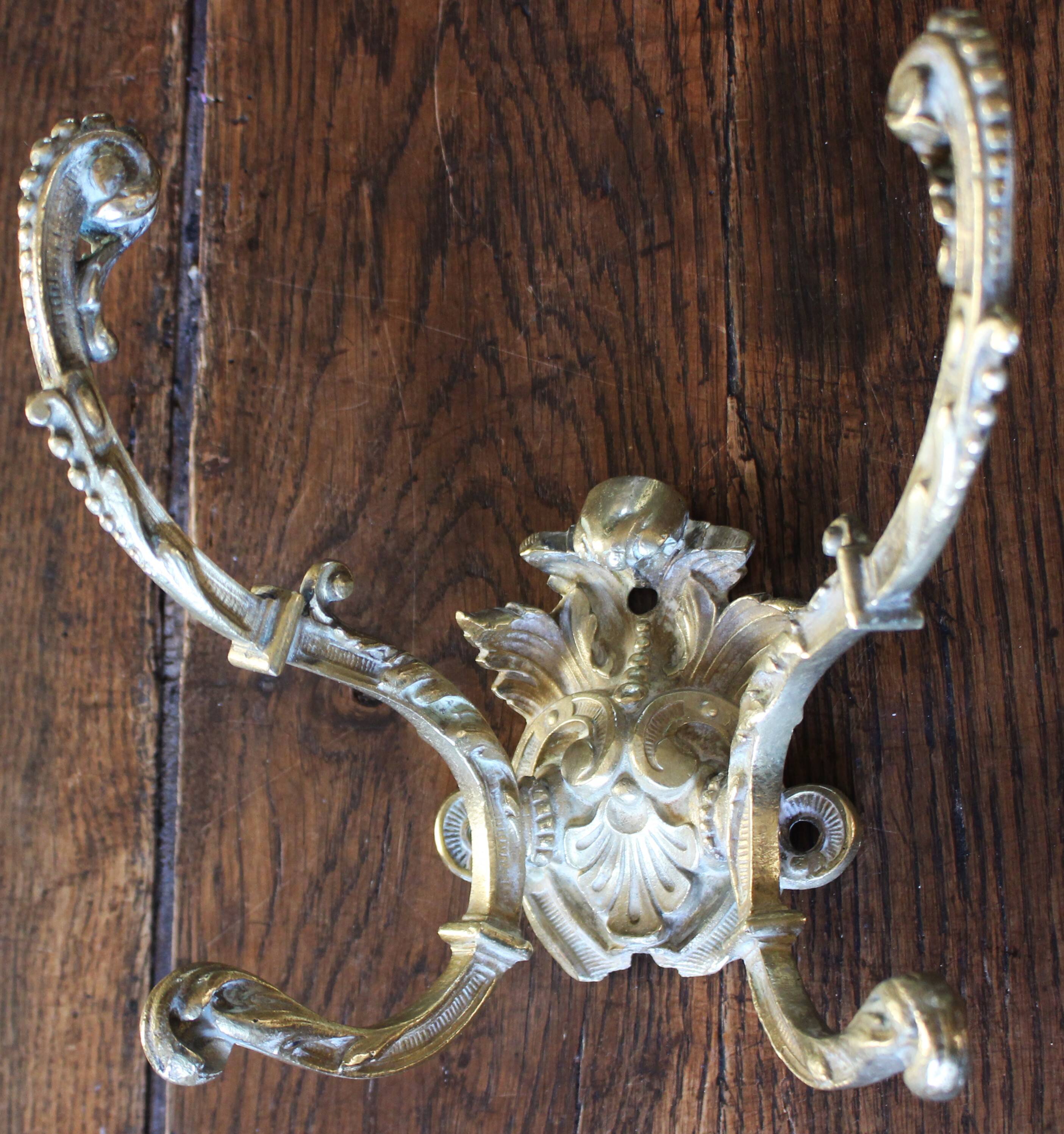 Patère laiton travaillé paire doubles crochets