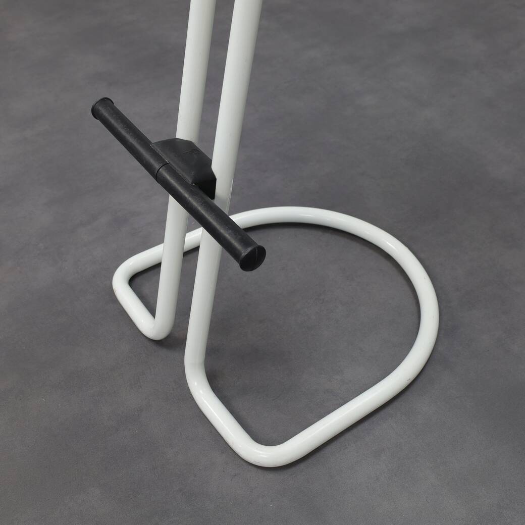 Ensemble de 3 tabourets de bar postmodernes, années 1980