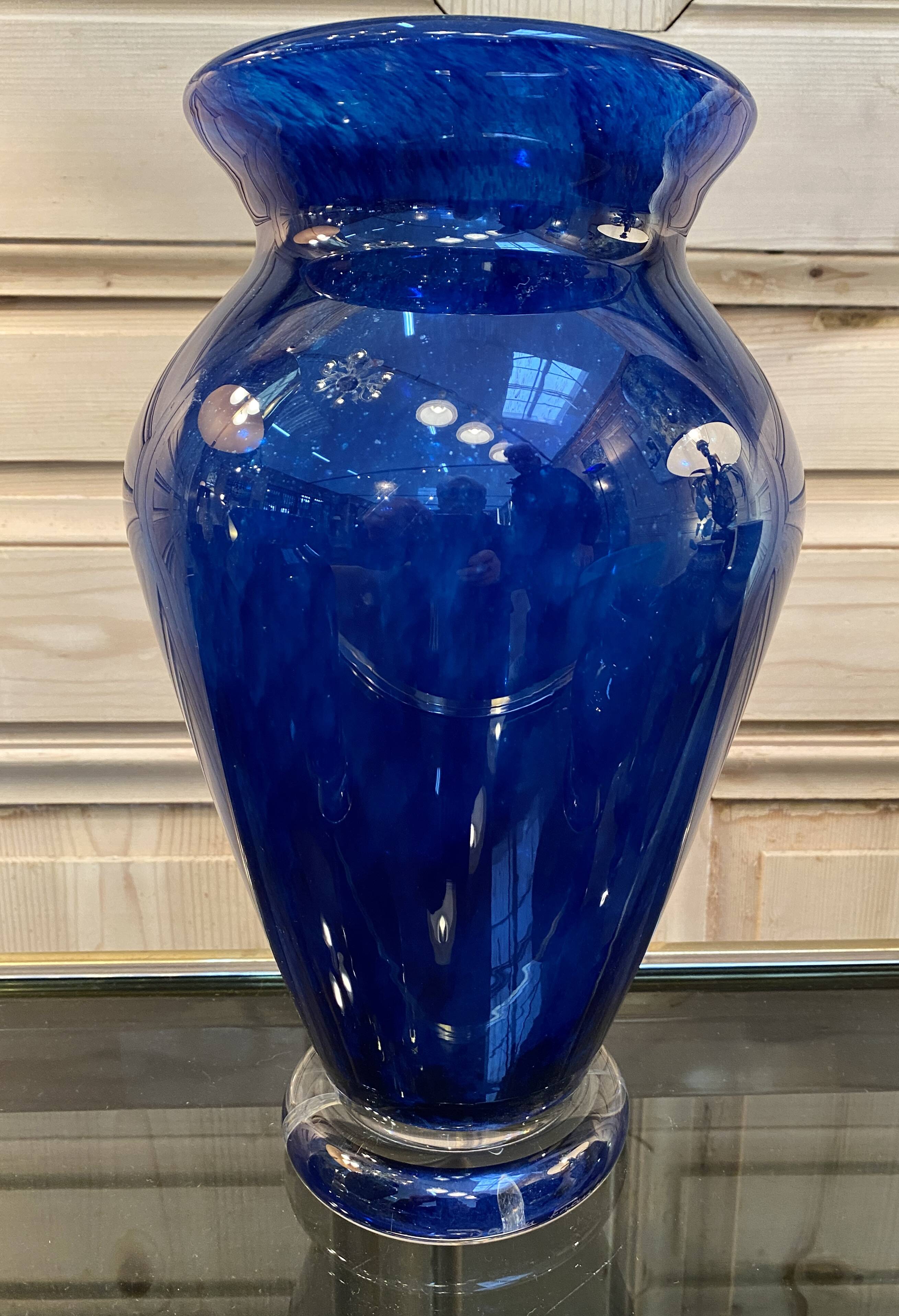 Daum series of three vases