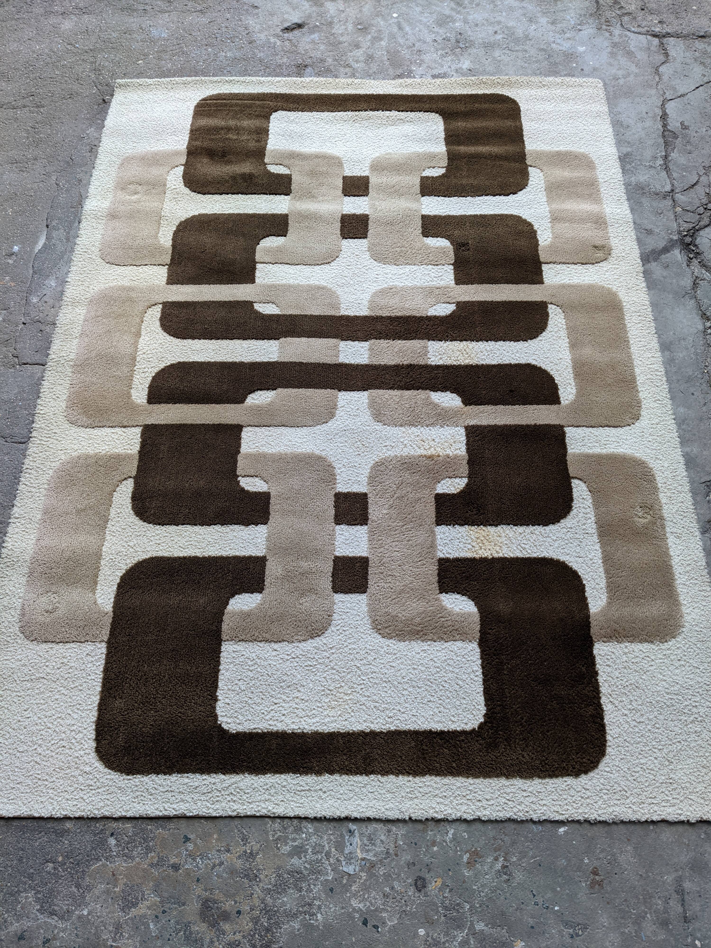 Wool rug from the 60s/70s (280x200cm)