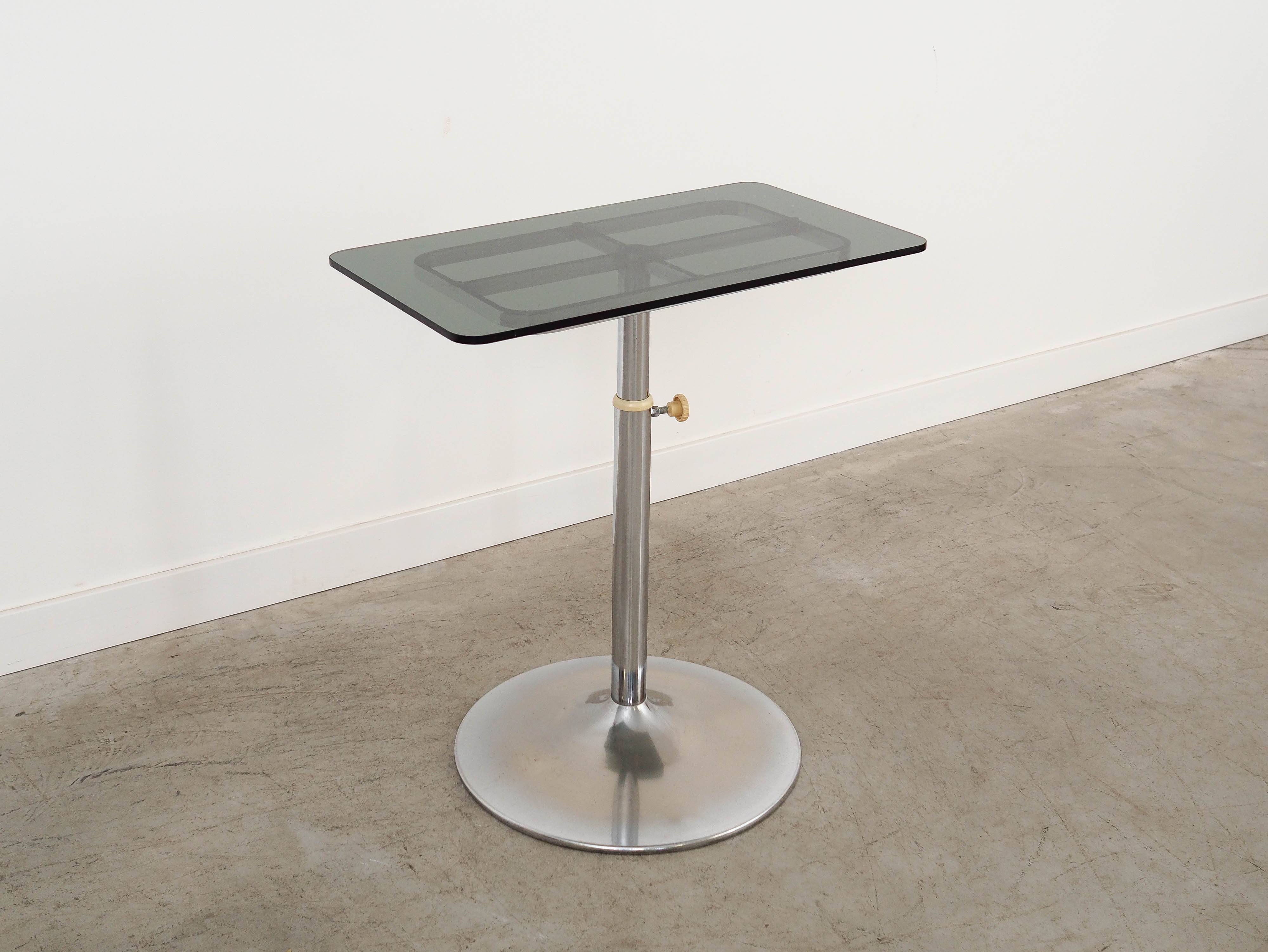 Glass coffee table, Italian design, 1970s, manufactured by Allegri
