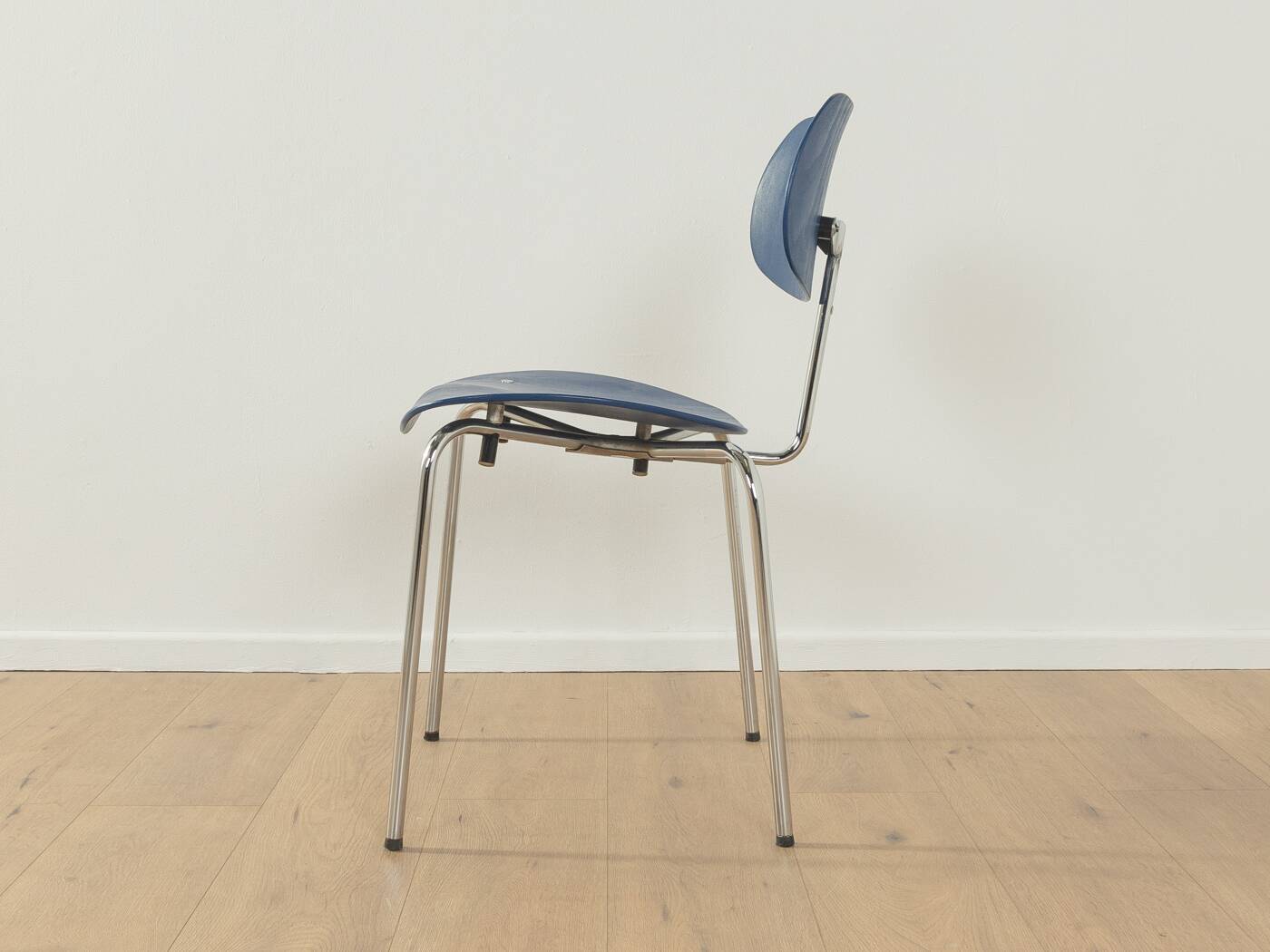 Egon Eiermann SE68 Chair