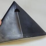 Soliflore vase in black ceramic pyramid or manta ray design