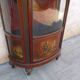 Showcase curved style louis xv