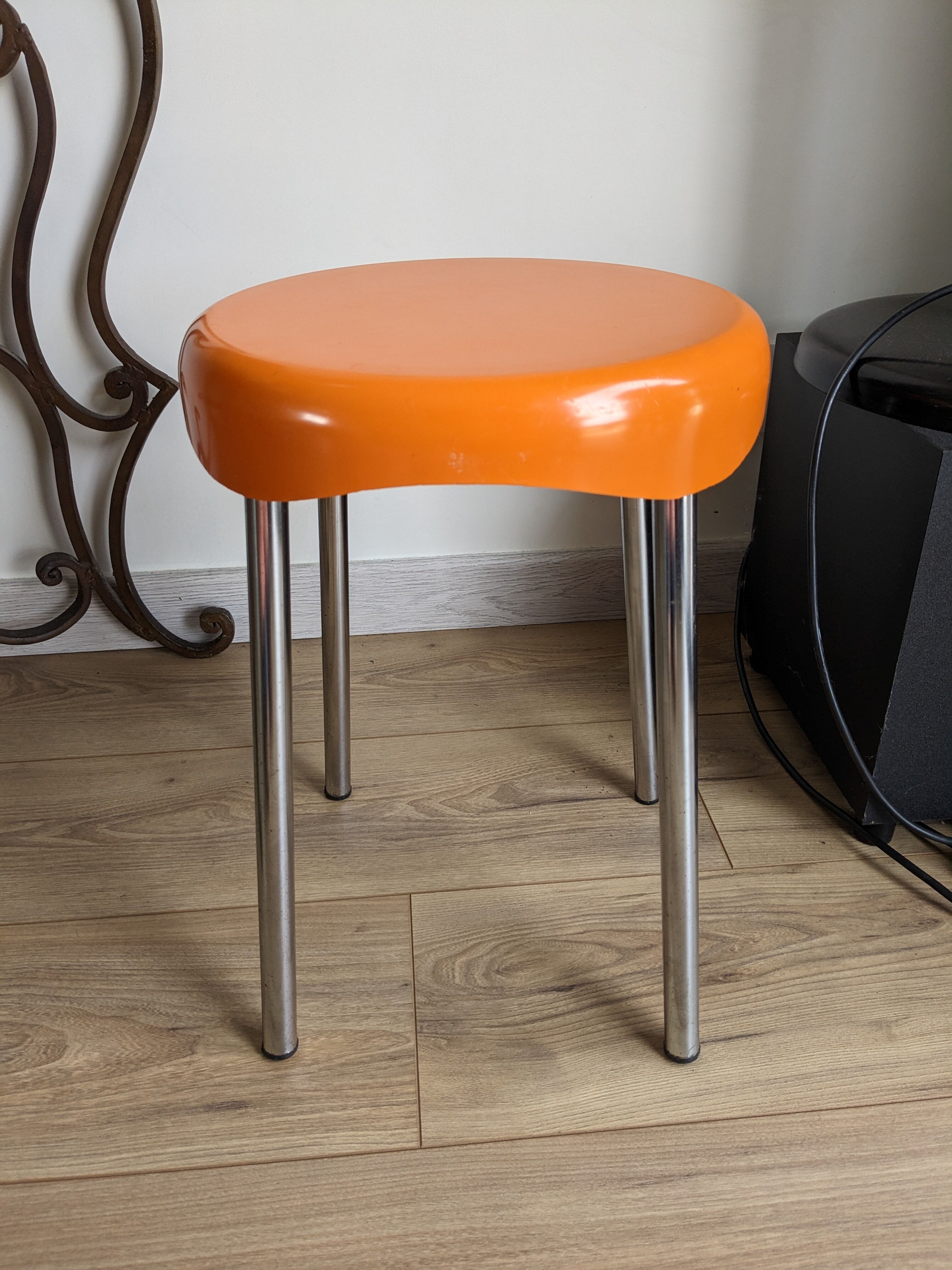 Tabouret Condor orange vintage années 70
