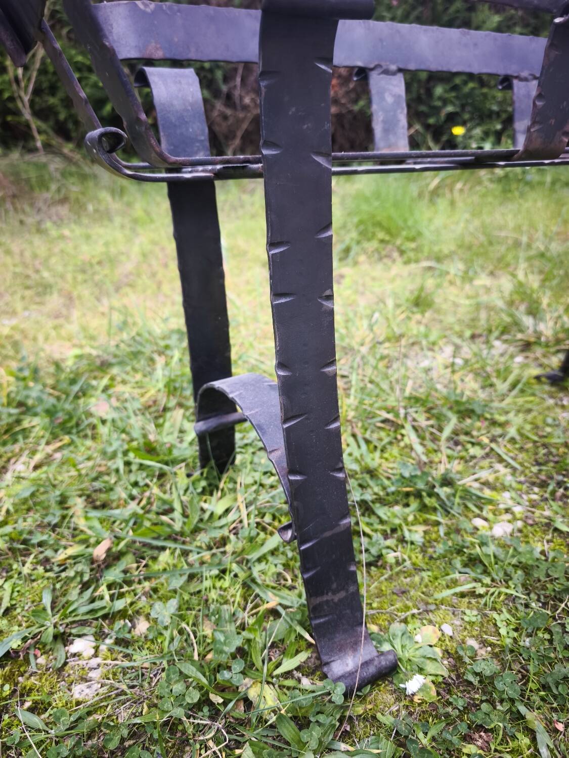 Wrought iron log holder or plant stand