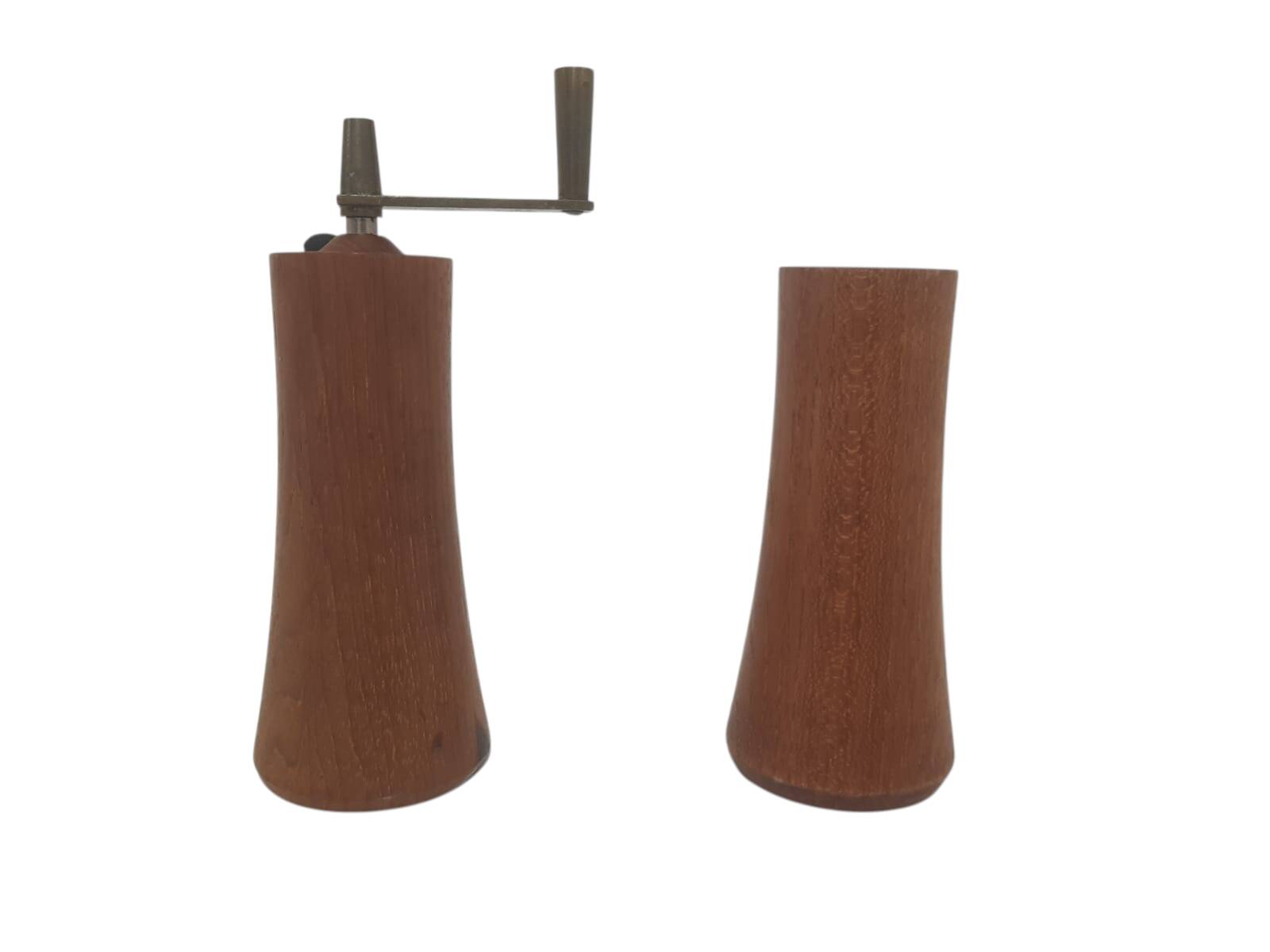 Teak salt shaker and pepper mill, Laurids Lonborg, Denmark, 1960s.
