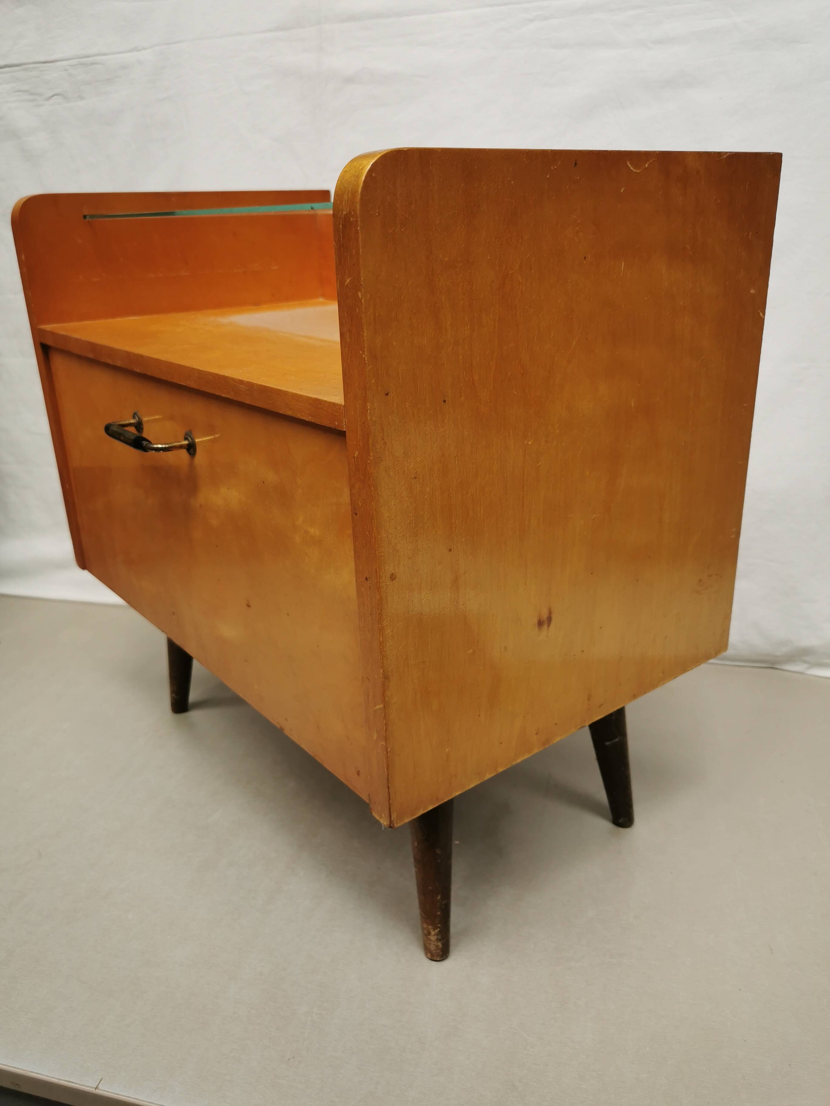 Pair of vintage bedside tables / sofa end tables from the 50s and 60s
