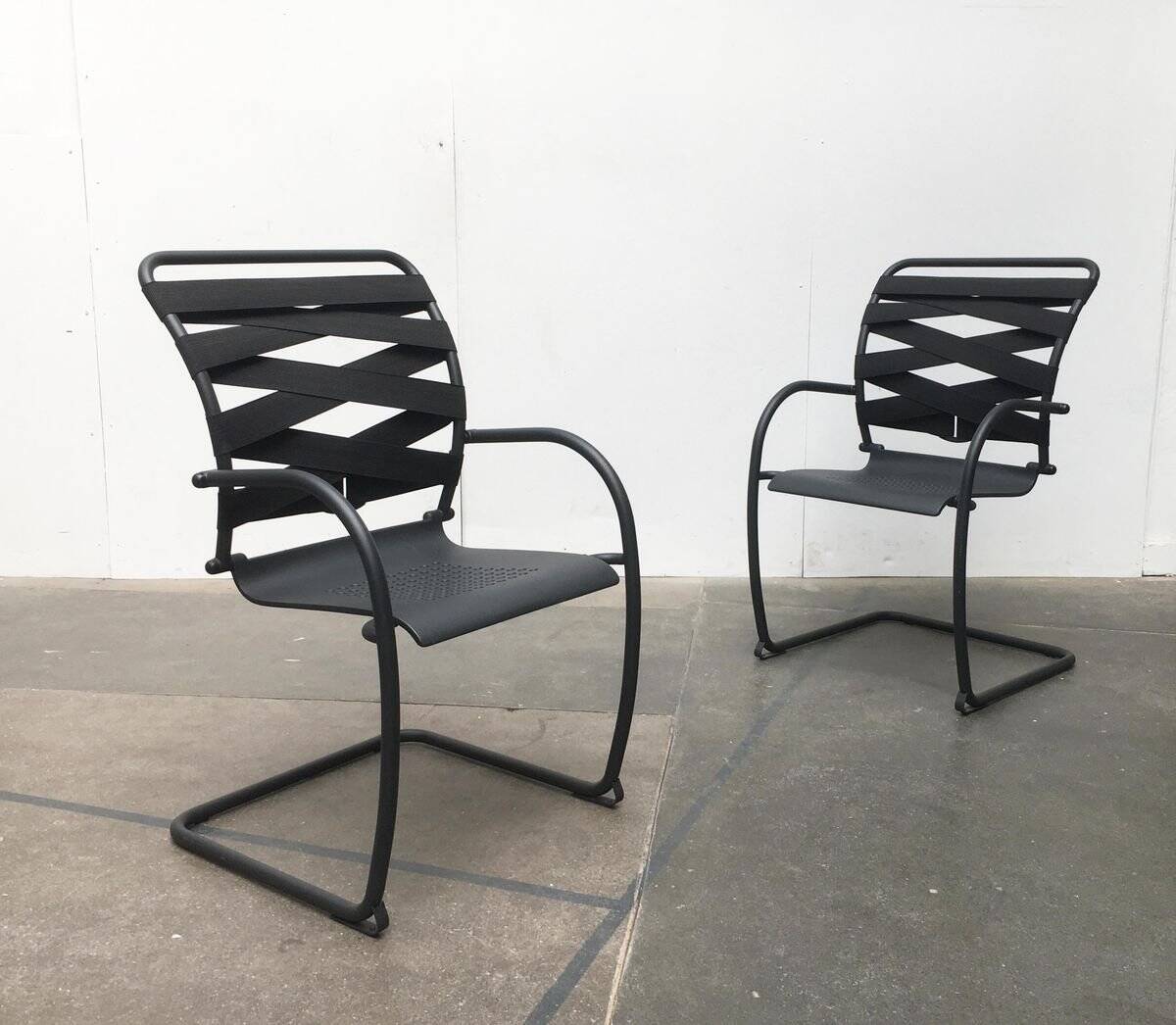 Set of vintage Italian postmodern cantilever armchairs Canasta by Heron Parigi for Heron Parigi Design.